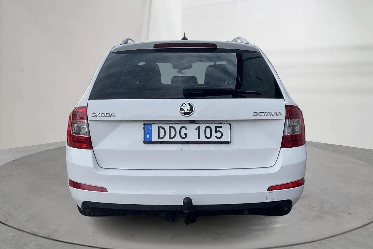 Skoda Octavia III 1.6 TDI GreenLine CR Combi (110hk) - 130 810 km - Manual - white - 2016