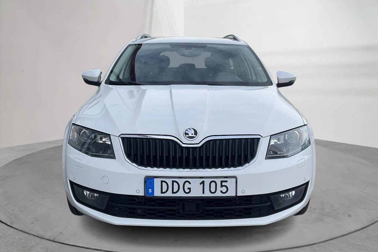 Skoda Octavia III 1.6 TDI GreenLine CR Combi (110hk) - 130 810 km - Manual - white - 2016
