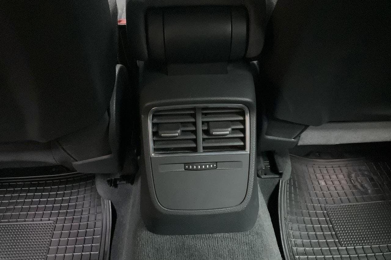 Audi A3 Sportback 35 TFSI (150hk) - 6 105 mil - Manuell - svart - 2020
