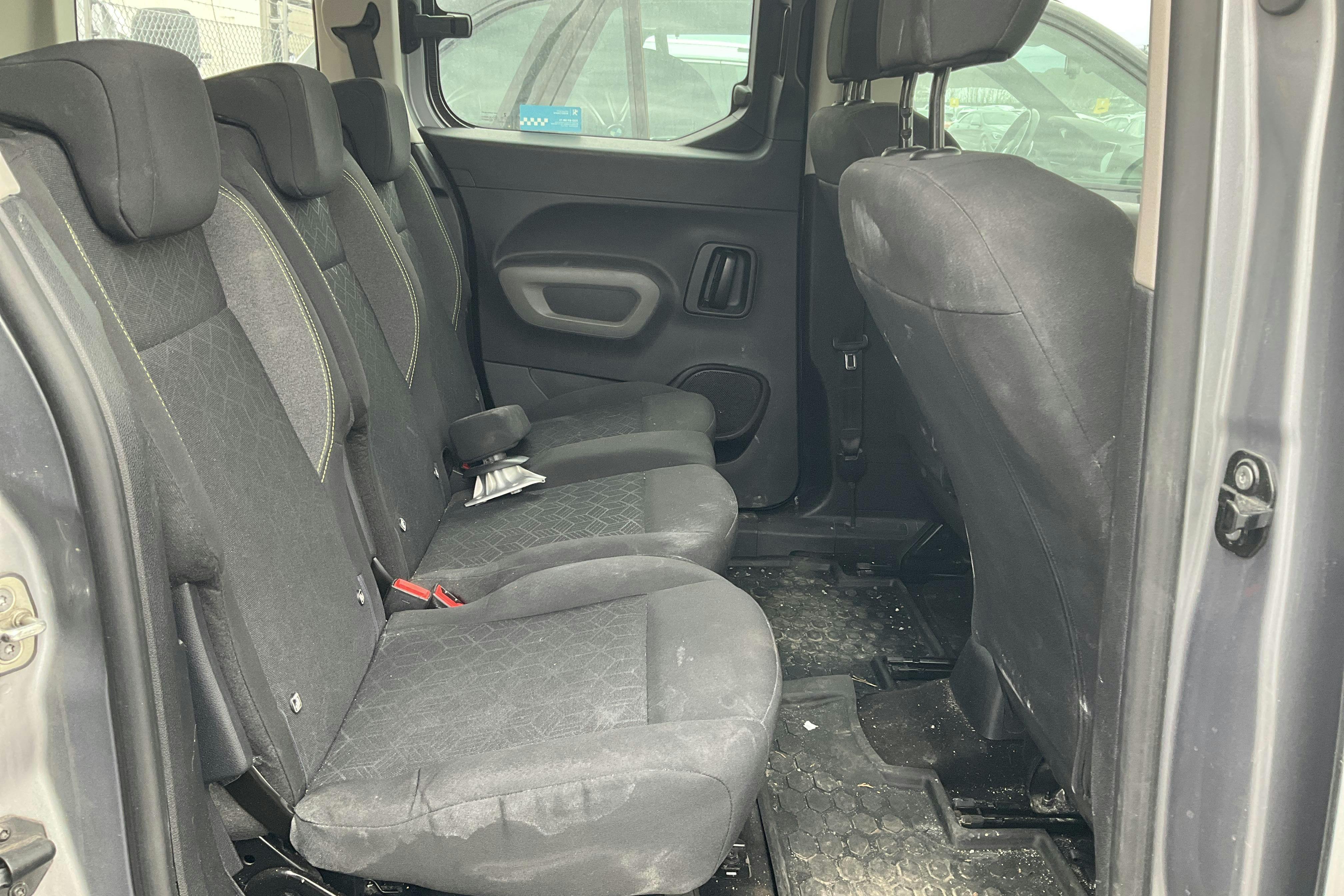Peugeot Rifter 1.5 BlueHDi (130hk) - 14 722 mil - Automat - grå - 2019