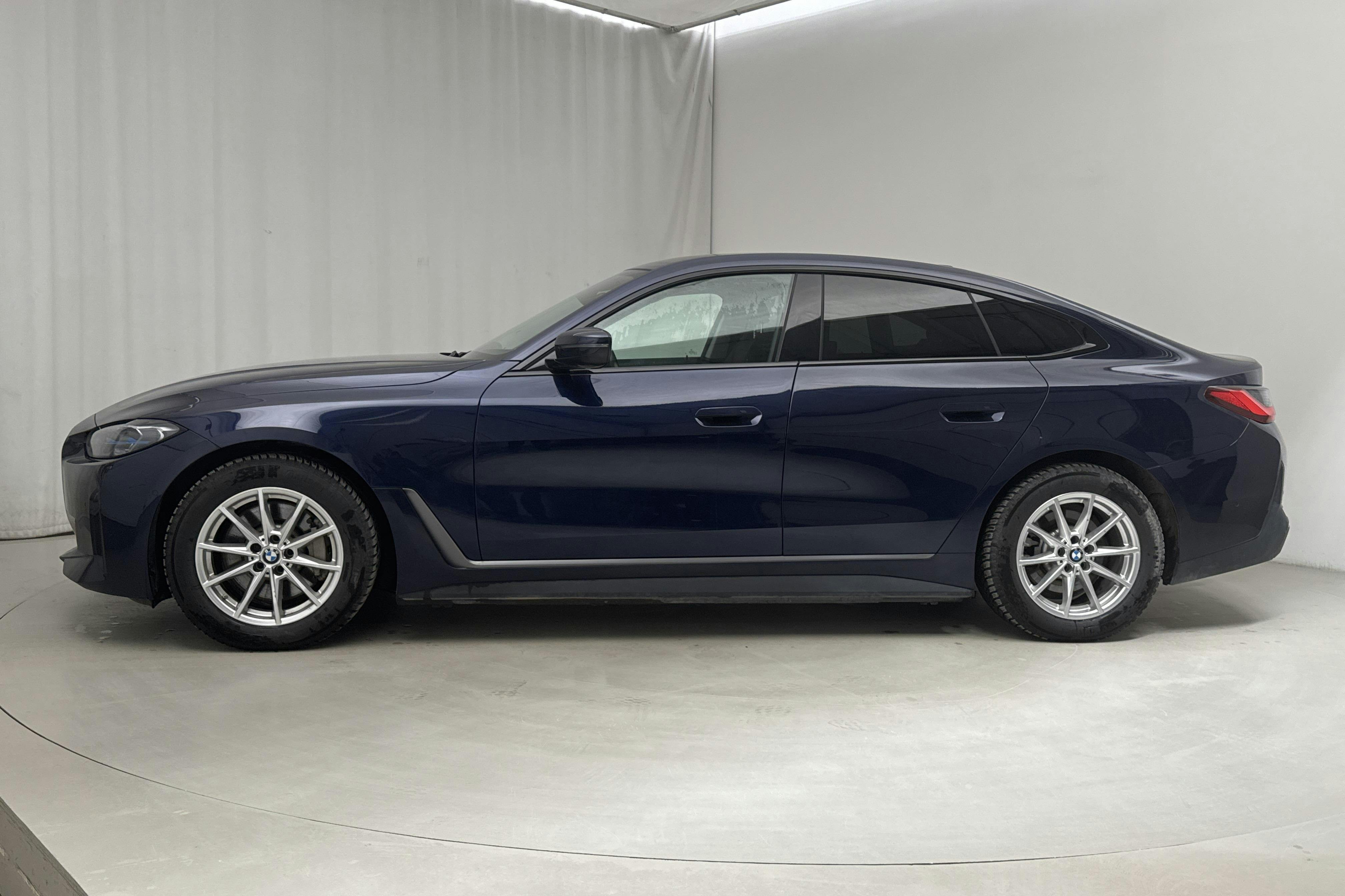 BMW i4 eDrive40, G26 (330hk) - 27 820 km - Automatic - blue - 2024