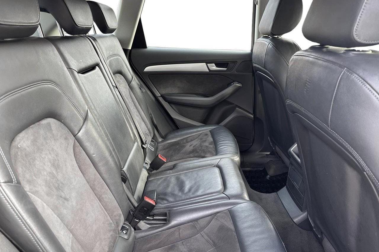 Audi Q5 2.0 TDI quattro (177hk) - 17 986 mil - Automat - vit - 2014