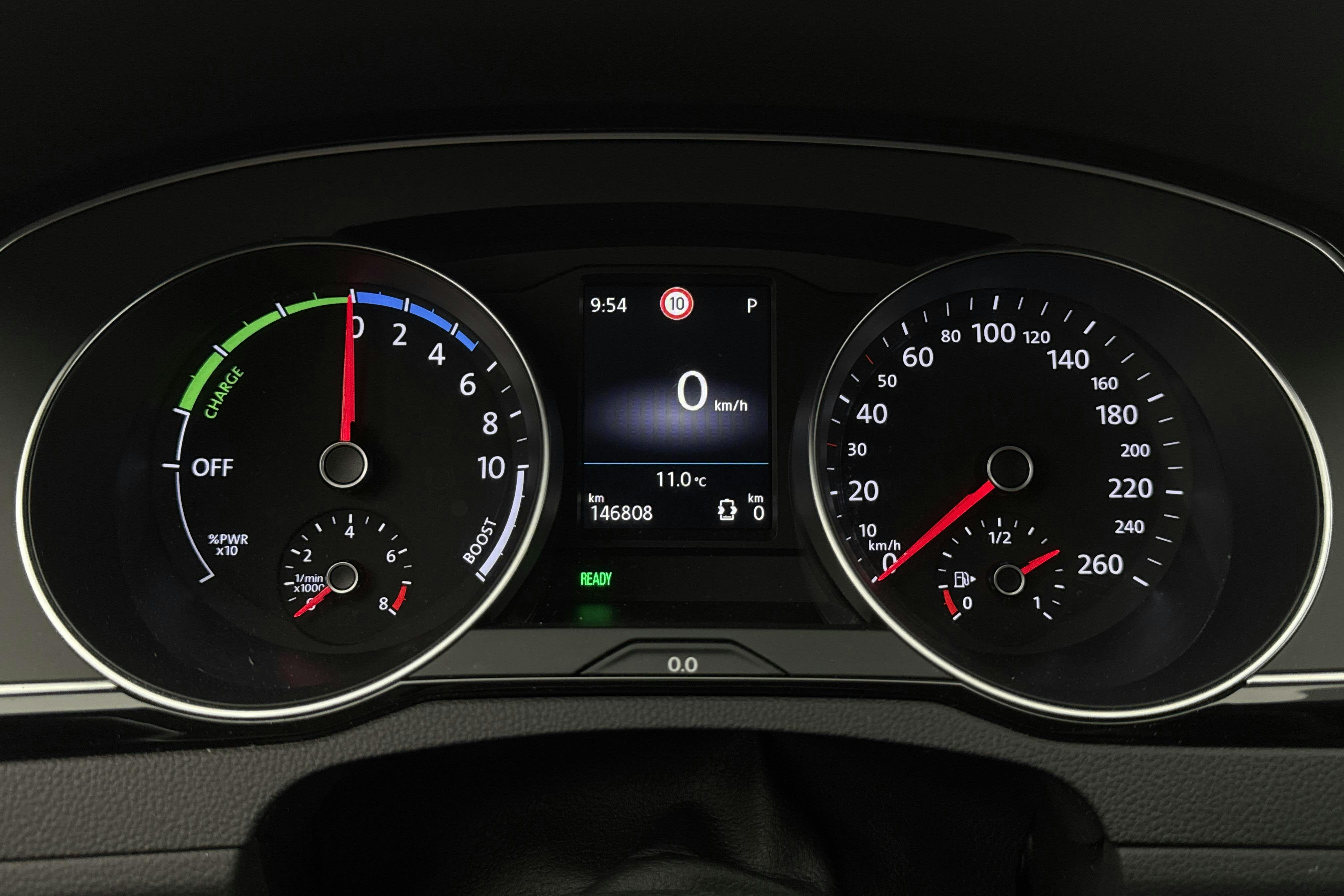 VW Passat 1.4 GTE Sportscombi (218hk) - 14 681 mil - Automat - svart - 2020