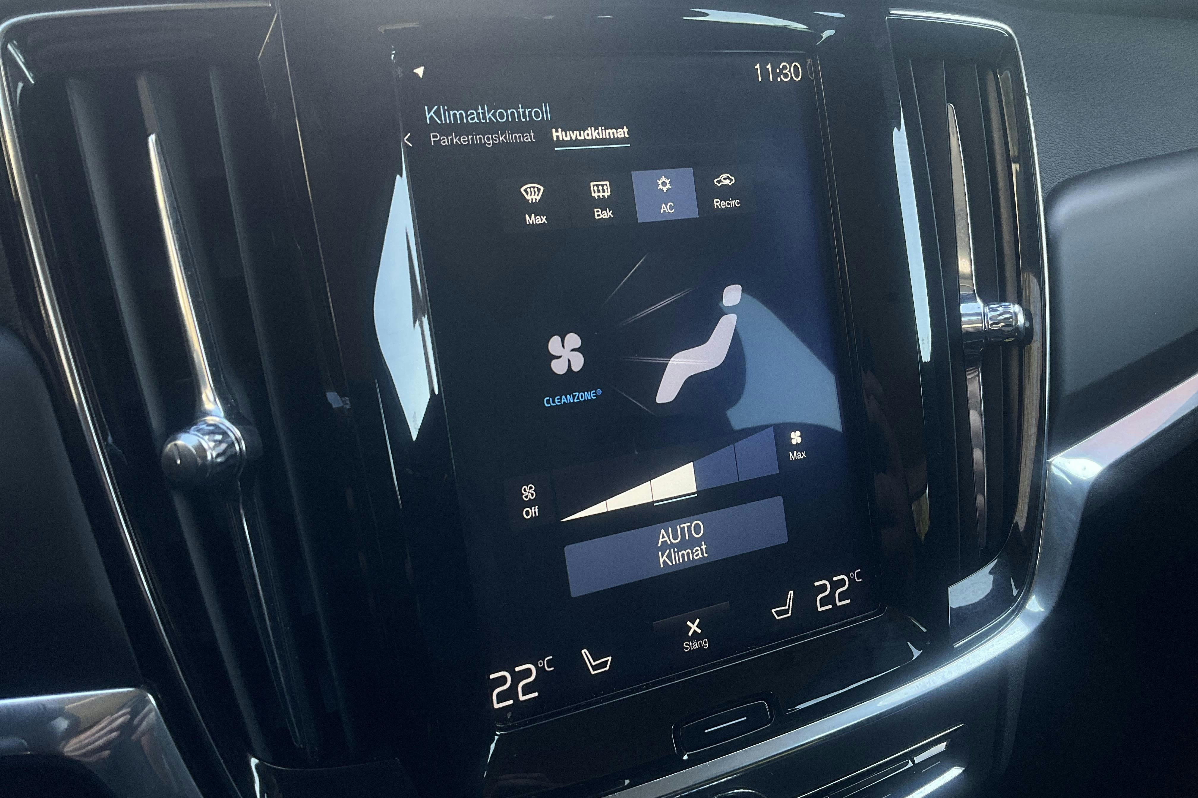 Volvo V90 D4 (190hk) - 133 480 km - Automatyczna - biały - 2018