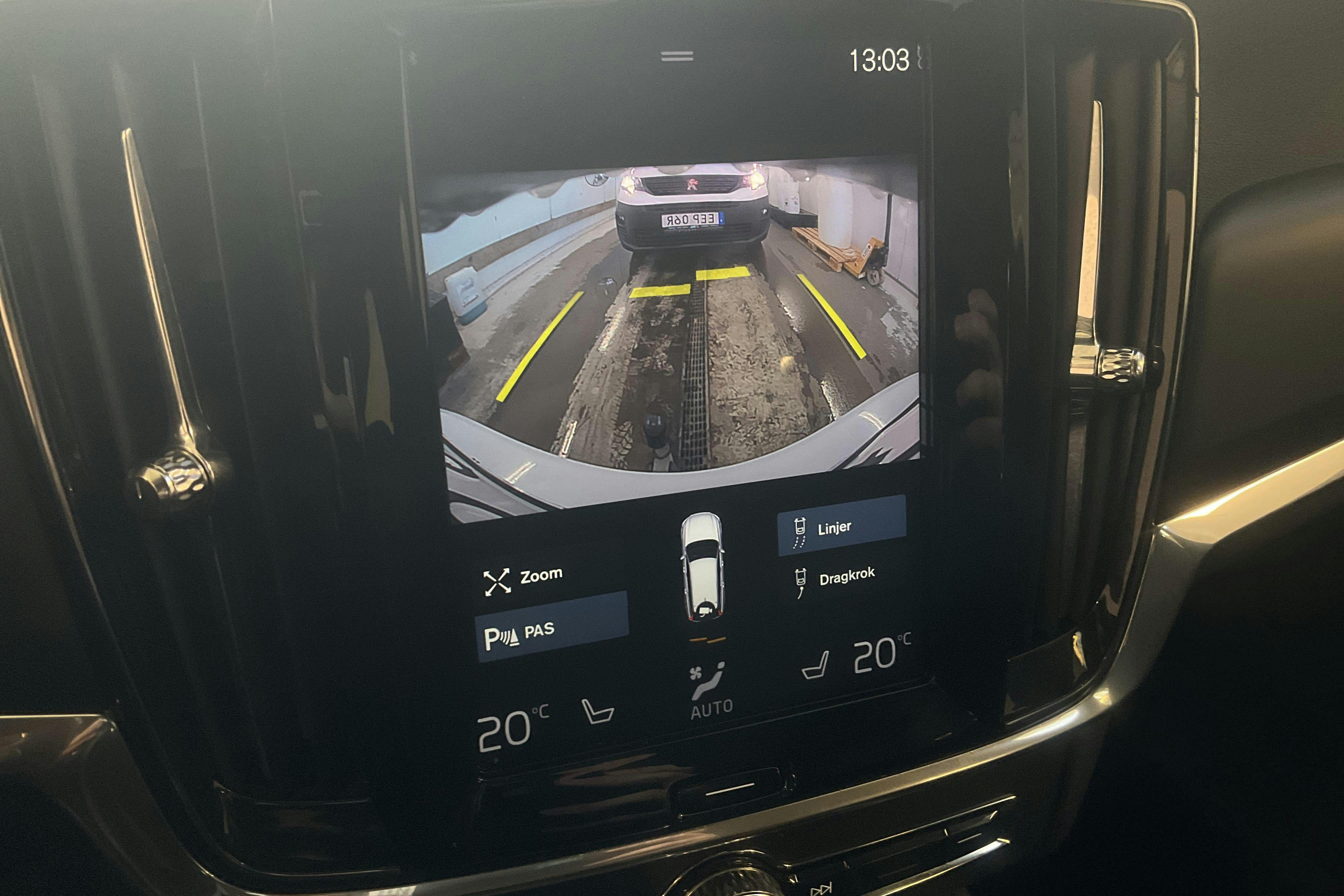 Volvo V90 D4 (190hk) - 133 480 km - Automatyczna - biały - 2018