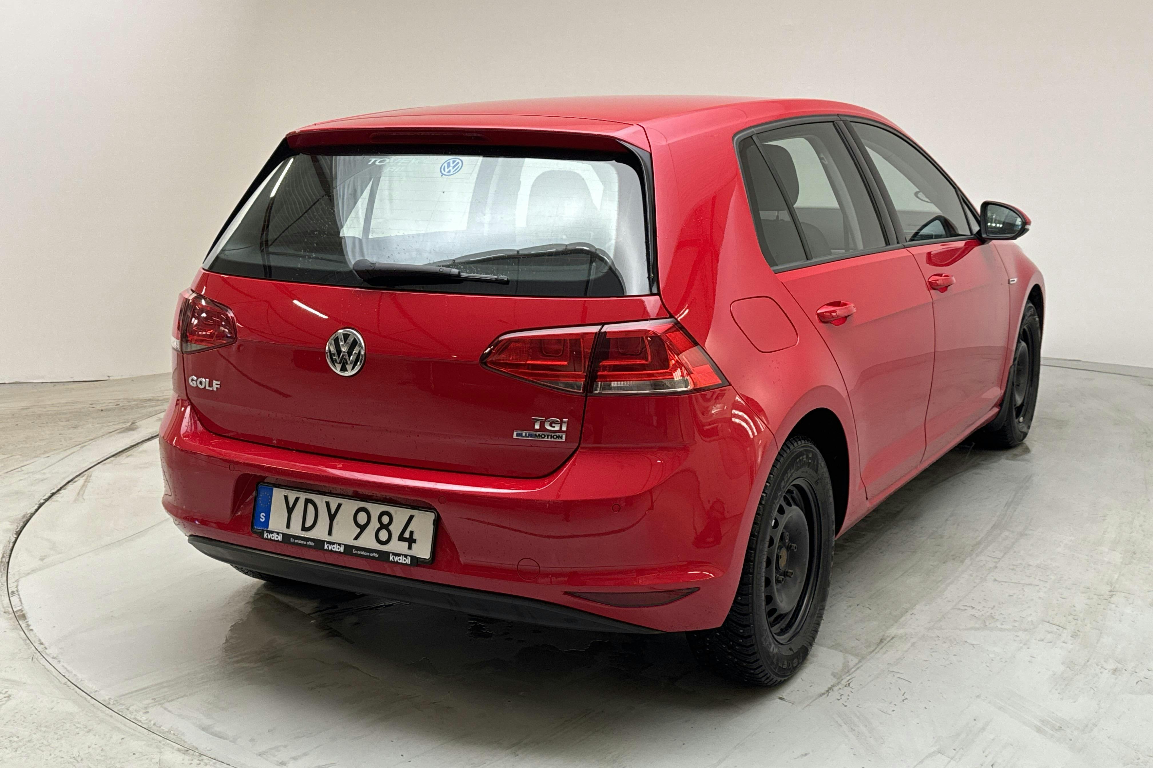 VW Golf VII 1.4 TGI 5dr (110hk) - 7 103 mil - Manuell - röd - 2016