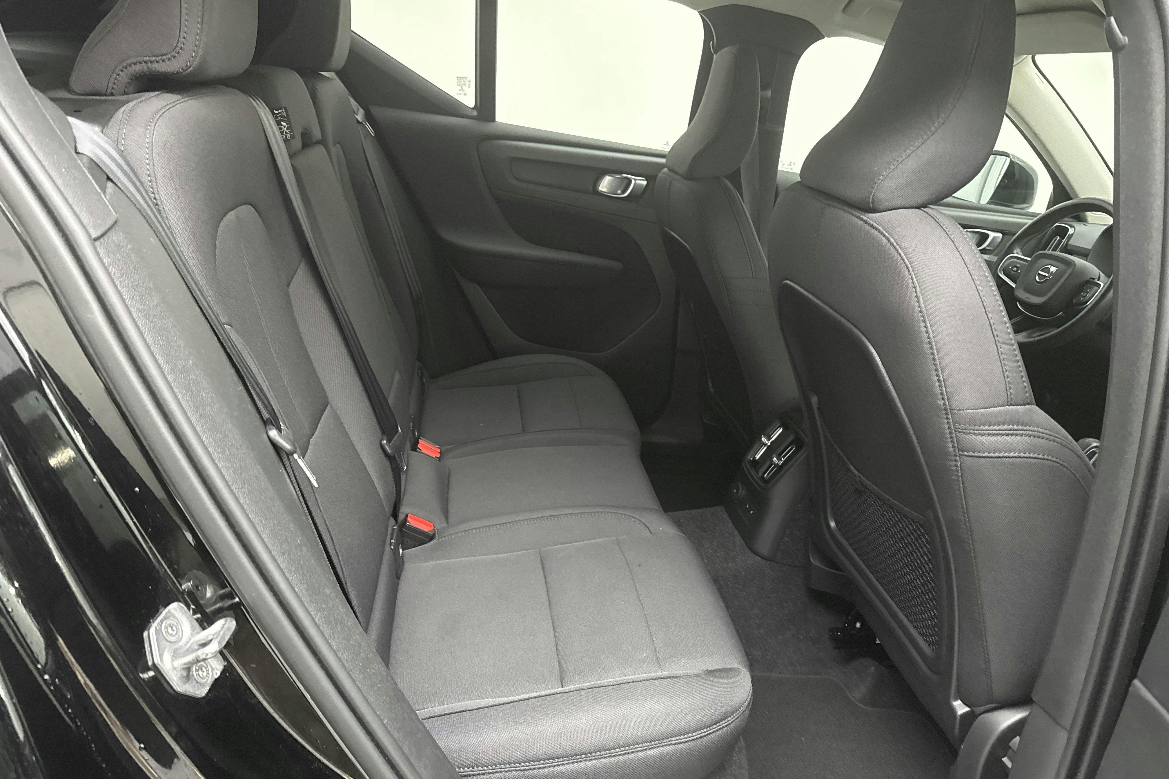 Volvo XC40 T4 2WD Twin Engine (211hk) - 84 810 km - Automatic - black - 2021