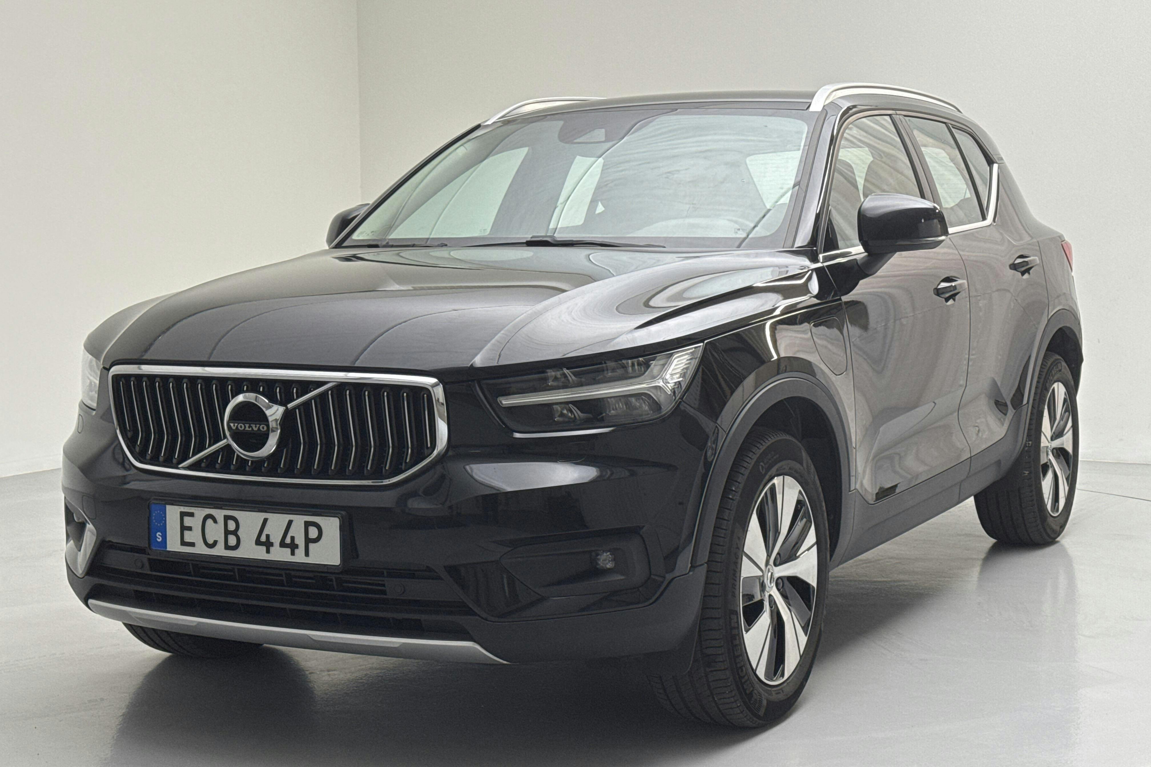 Volvo XC40 T4 2WD Twin Engine (211hk) - 84 810 km - Automatic - black - 2021