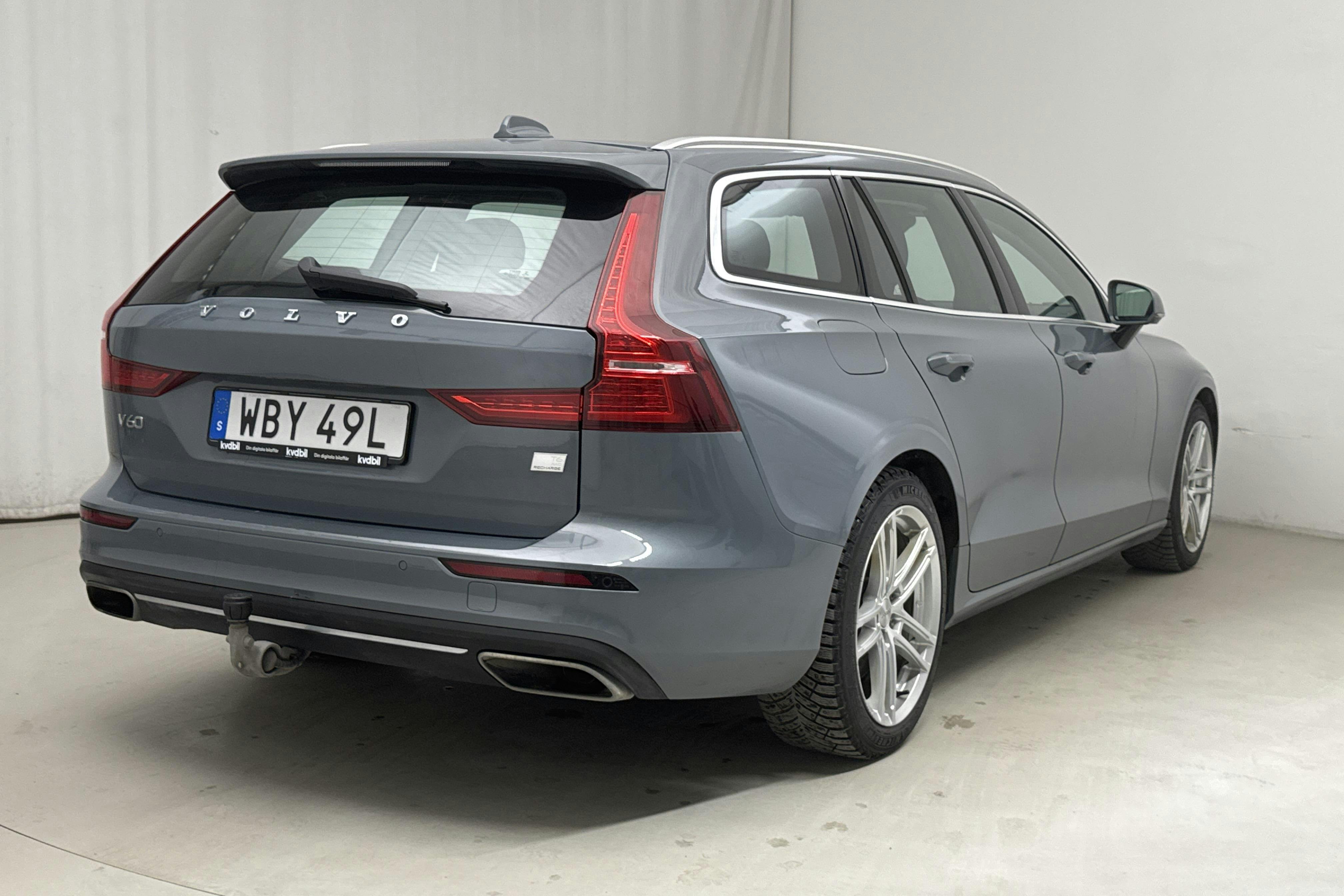 Volvo V60 T6 AWD Twin Engine (340hk) - 126 950 km - Automaatne - hall - 2022