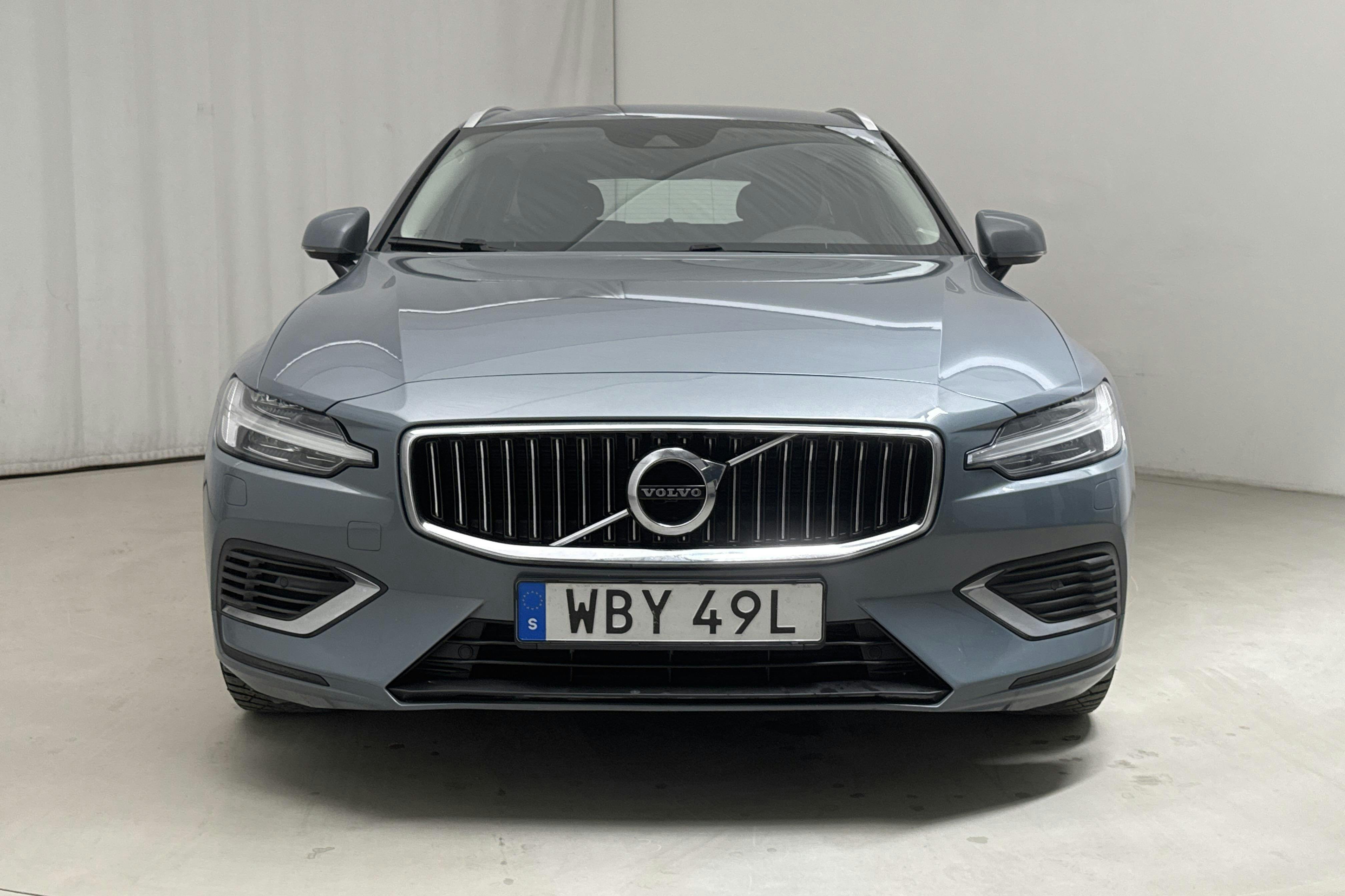 Volvo V60 T6 AWD Twin Engine (340hk) - 126 950 km - Automaatne - hall - 2022