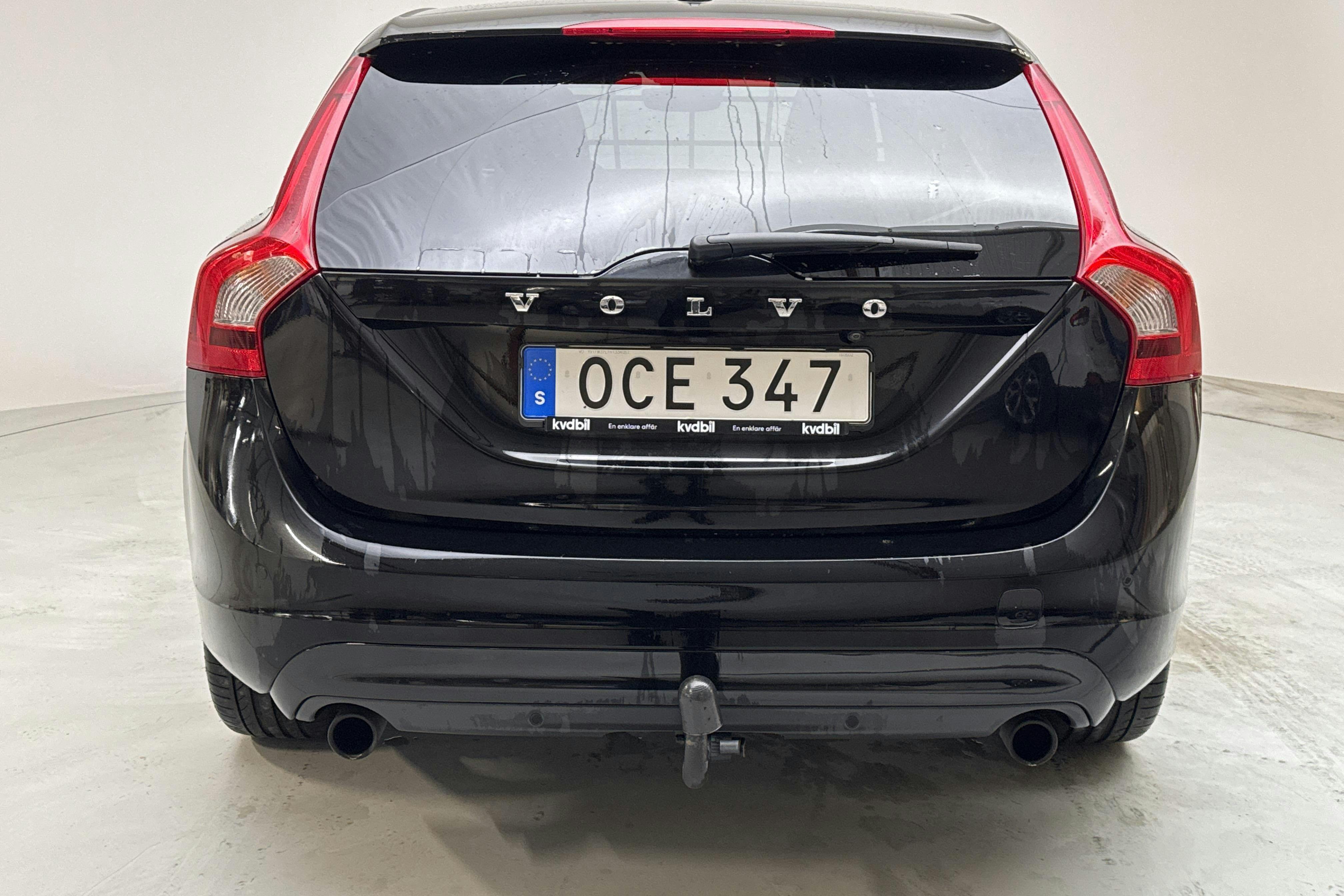 Volvo V60 T3 (152hk) - 116 290 km - Manual - black - 2017