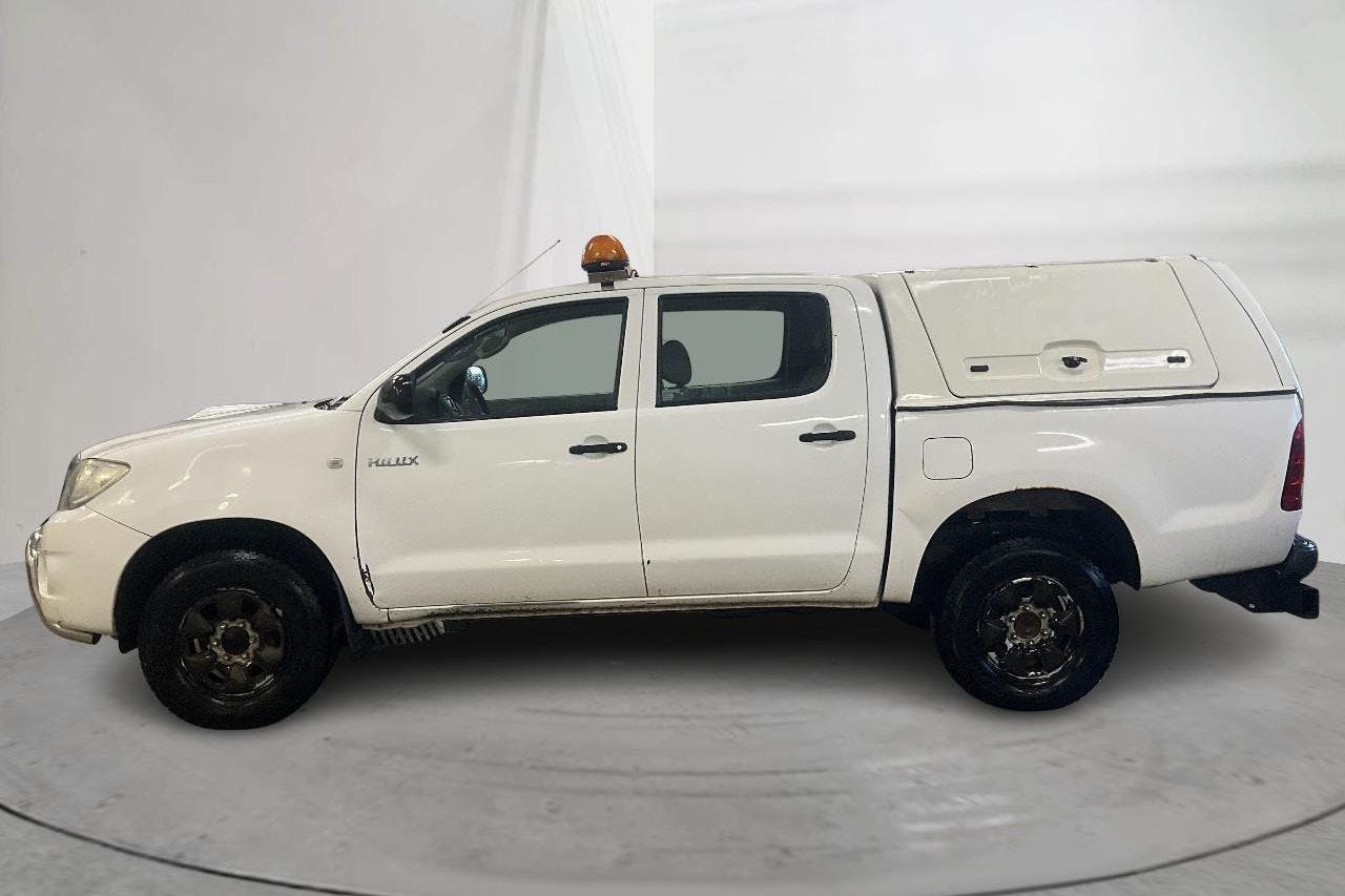 Toyota Hilux 2.5 D-4D 4WD (144hk) - 166 680 km - Manual - white - 2011