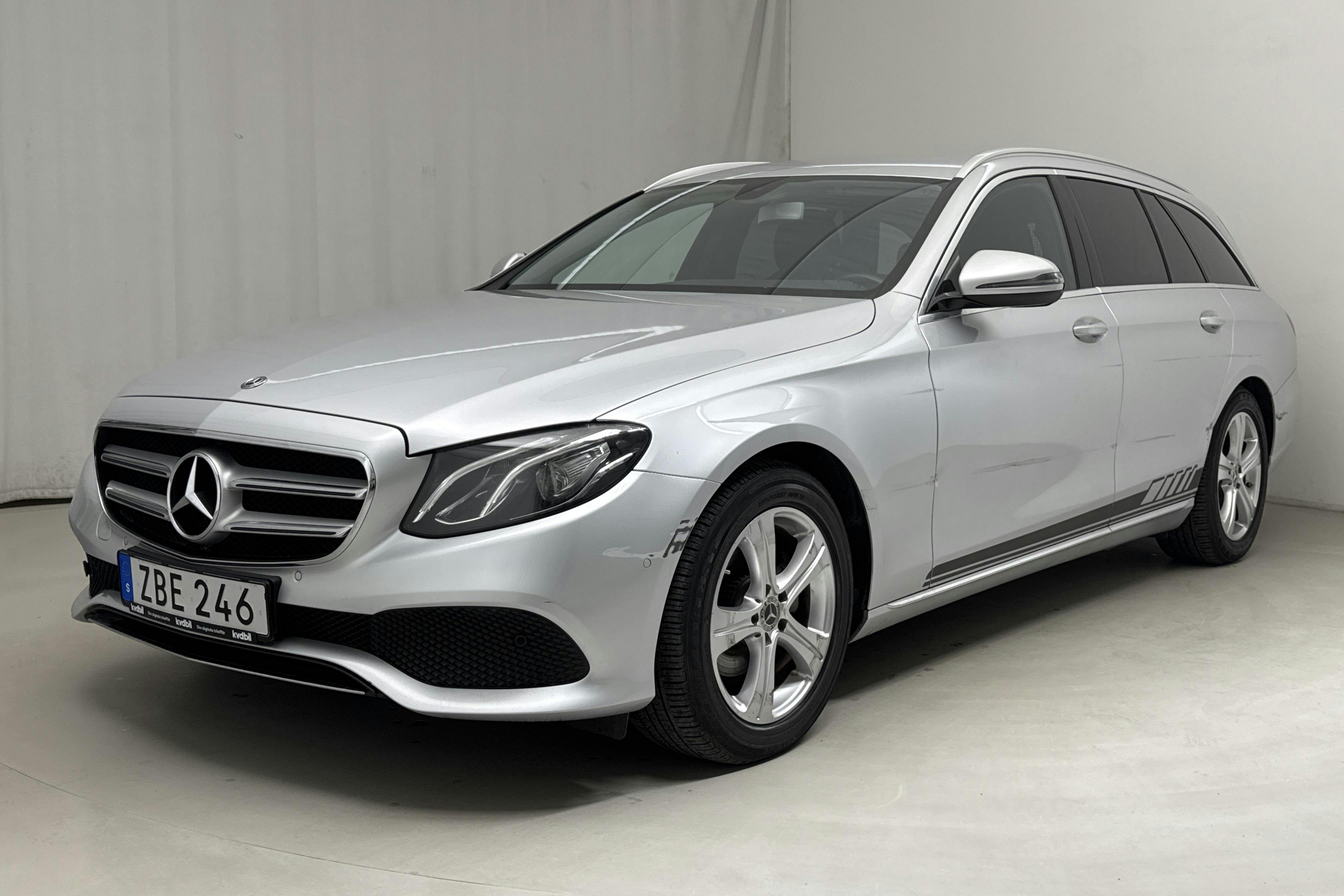 Mercedes E 220 d Kombi S213 (194hk) - 123 190 km - Automatic - silver - 2018