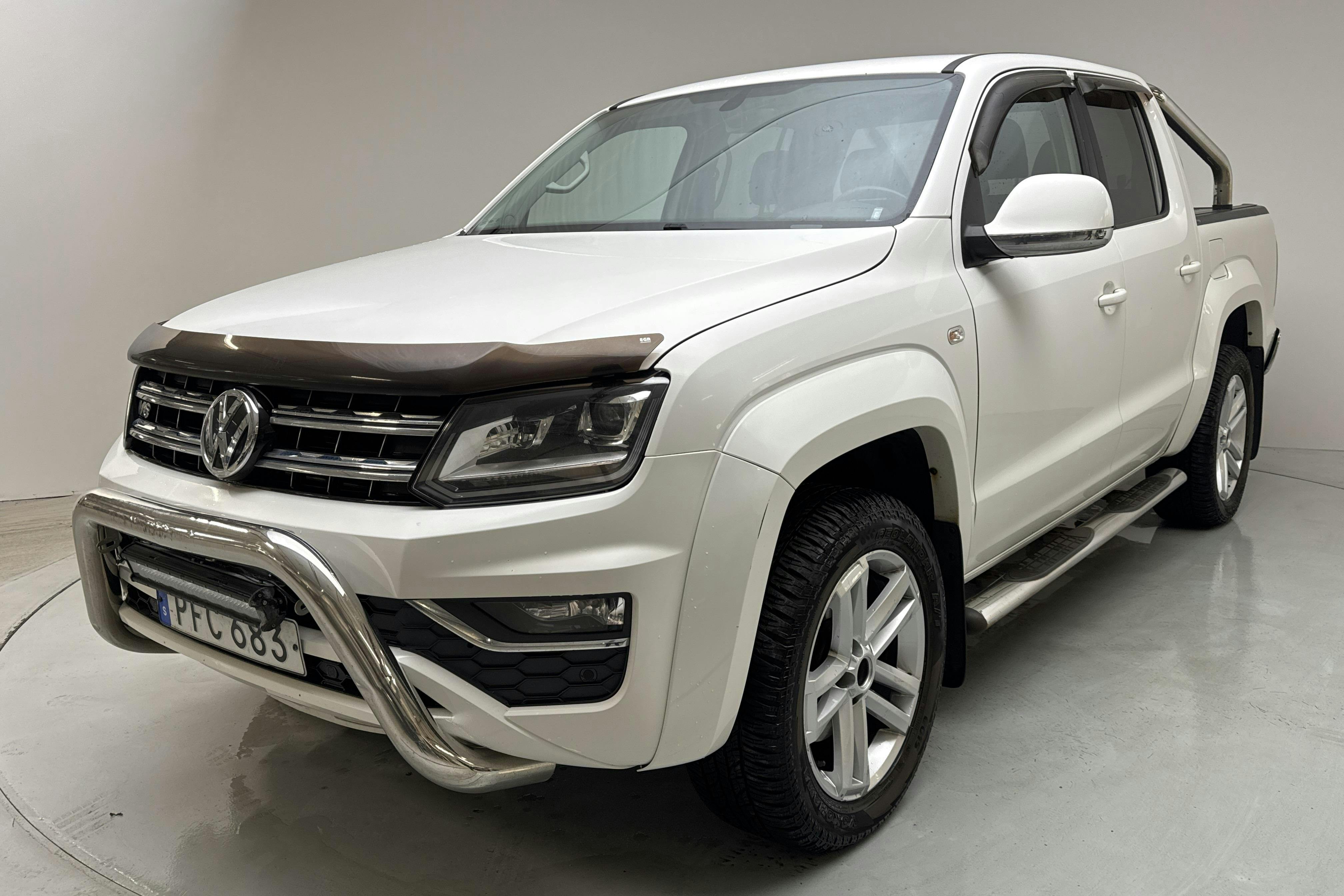 VW Amarok 3.0 TDI 4motion (224hk) - 241 690 km - Automaattinen - valkoinen - 2017
