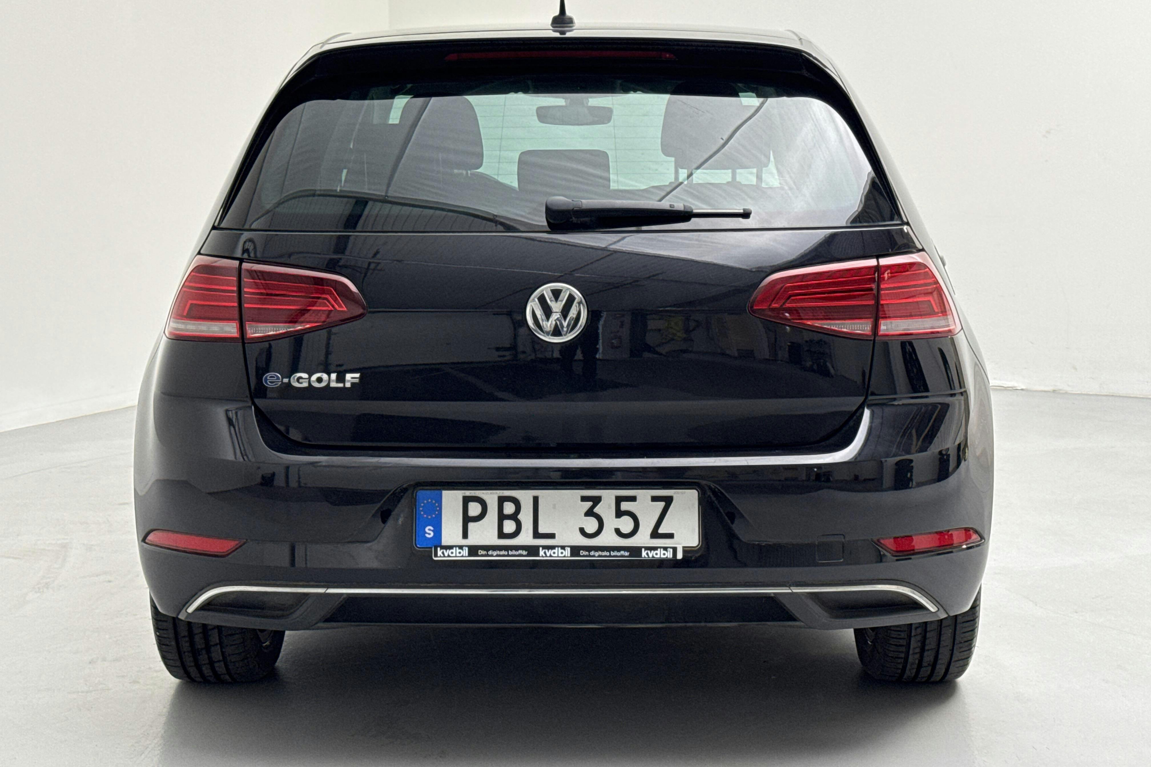 VW e-Golf VII 5dr (136hk) - 9 623 mil - Automat - svart - 2020