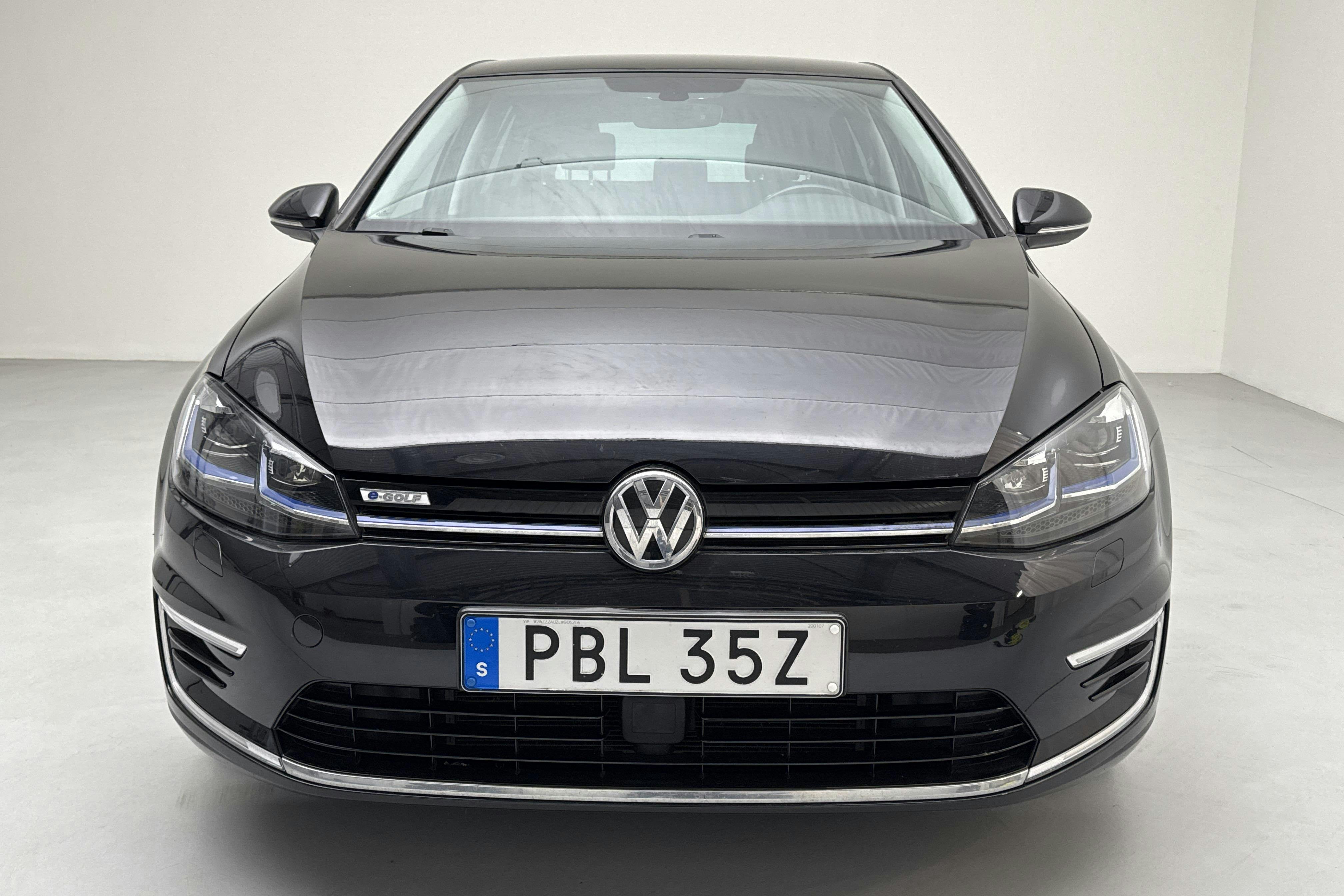 VW e-Golf VII 5dr (136hk) - 9 623 mil - Automat - svart - 2020