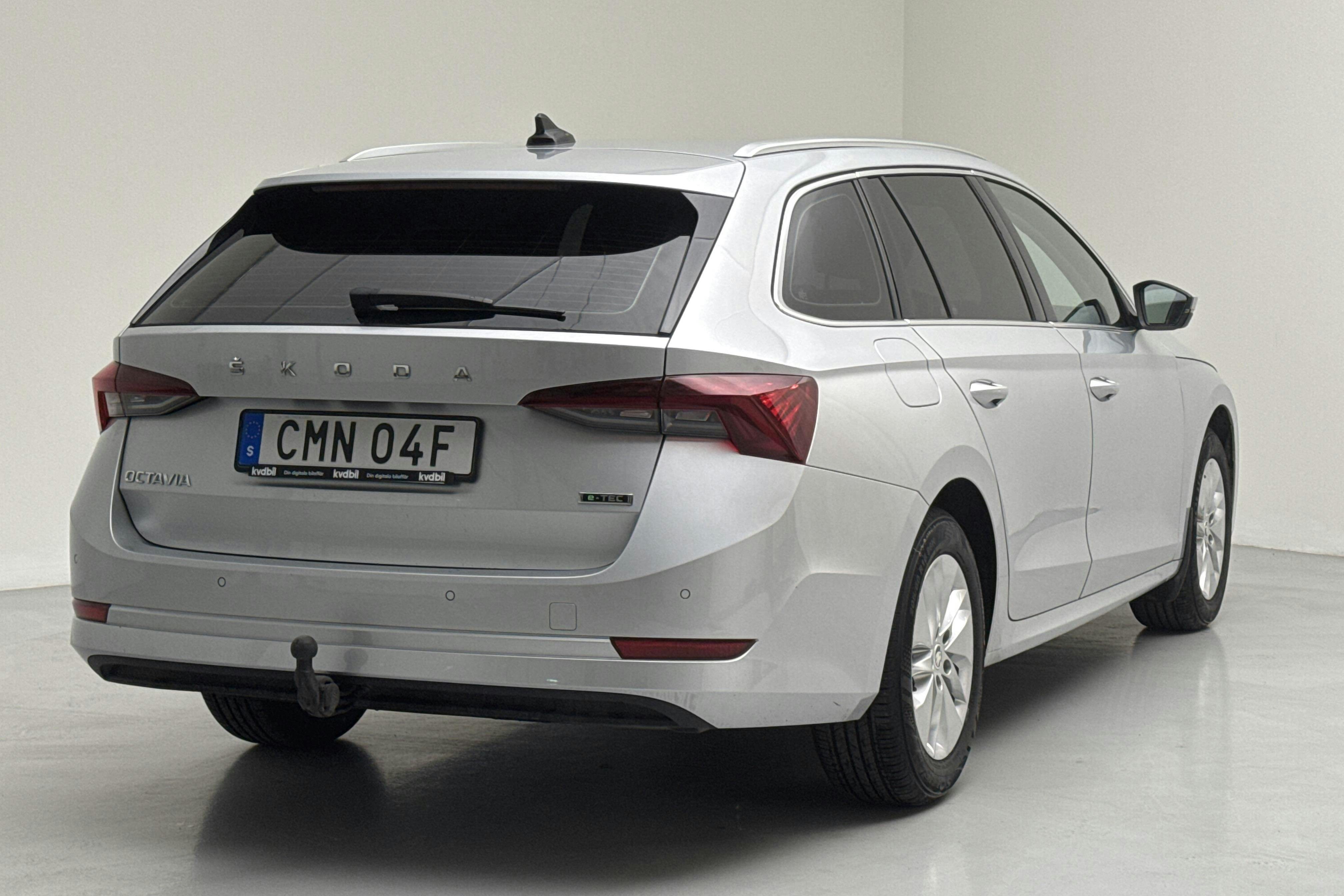 Skoda Octavia TSI e-Tec mHEV Combi (110hk) - 70 650 km - Automaattinen - hopea - 2021