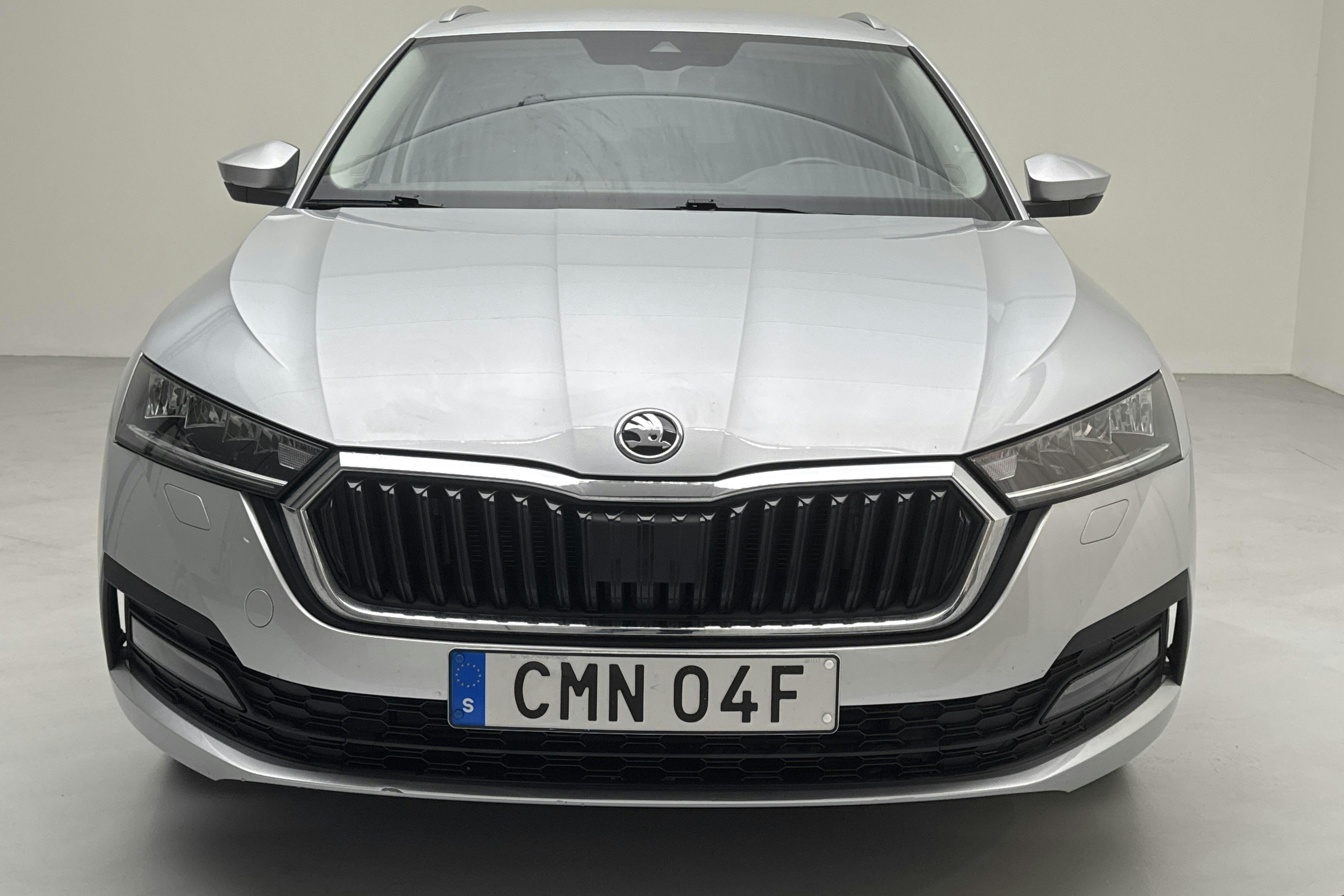 Skoda Octavia TSI e-Tec mHEV Combi (110hk) - 70 650 km - Automaattinen - hopea - 2021