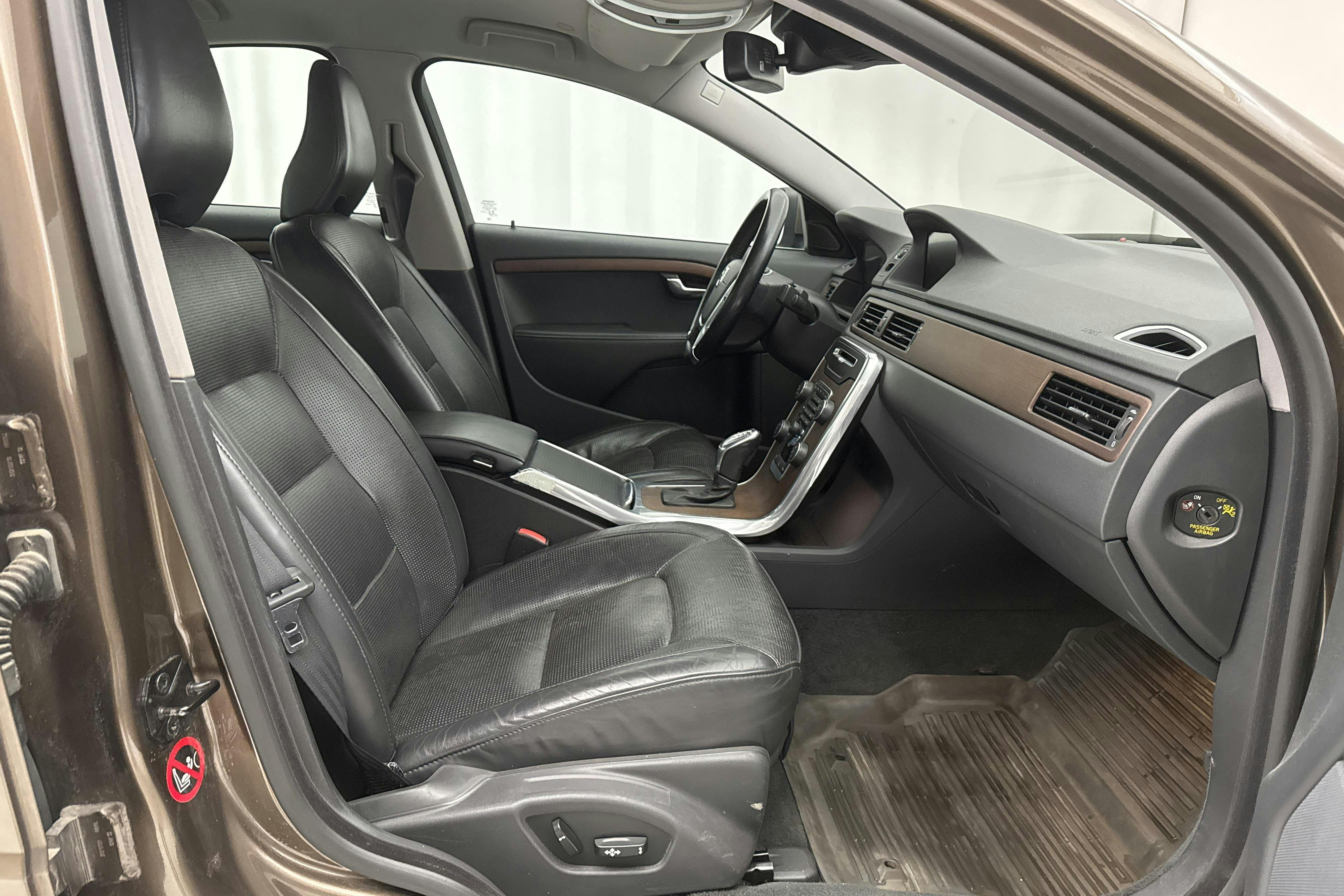 Volvo S80 D4 (163hk) - 249 690 km - Automatyczna - brązowy - 2013