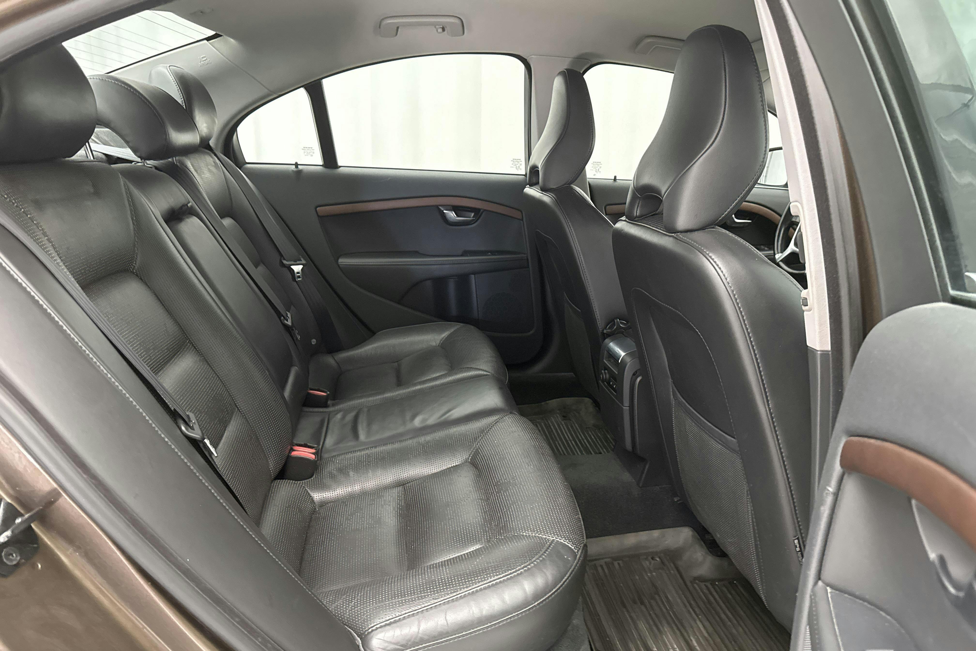 Volvo S80 D4 (163hk) - 249 690 km - Automatyczna - brązowy - 2013
