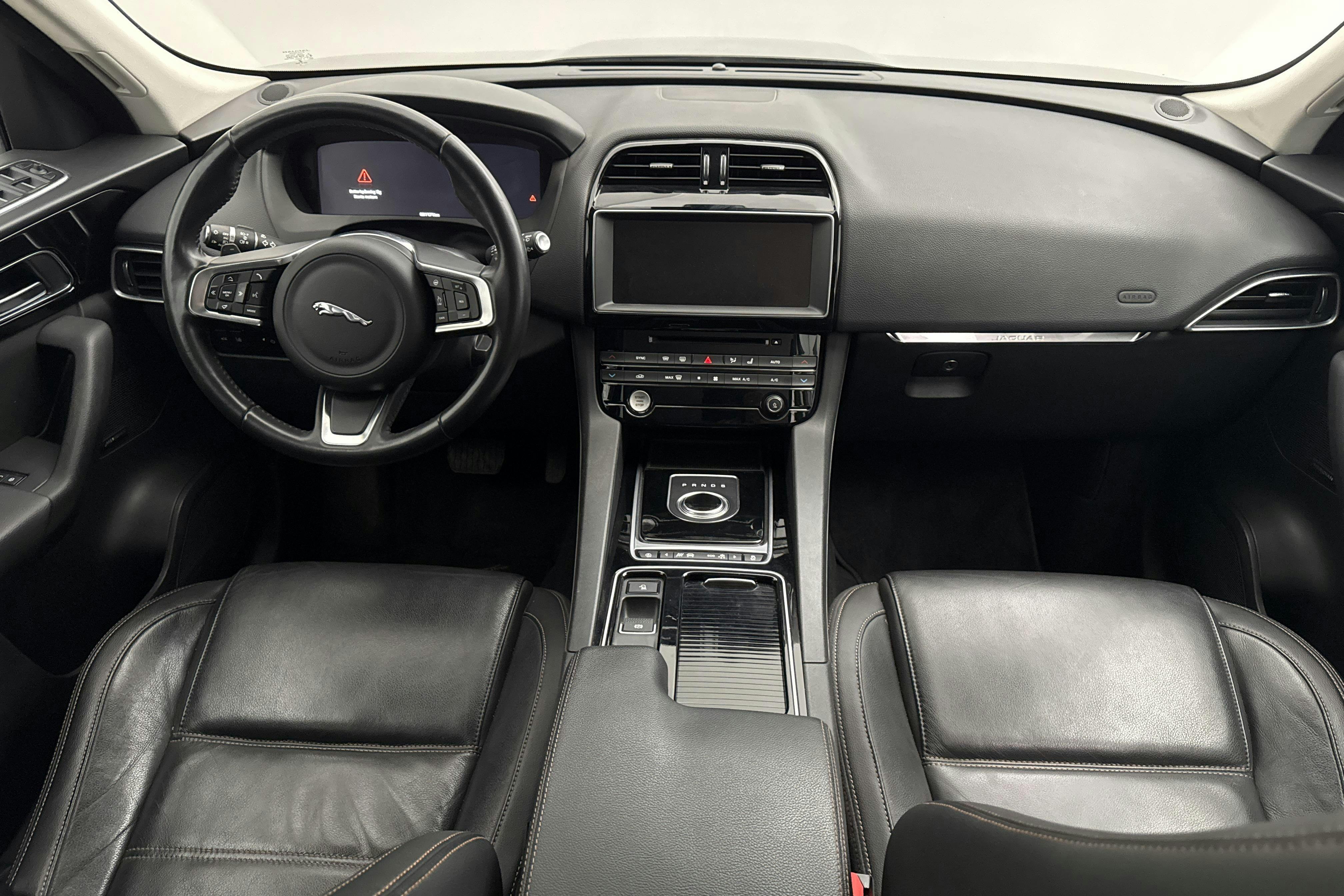 Jaguar F-Pace 25D 2.0 AWD (240hk) - 81 340 km - Automatic - black - 2018