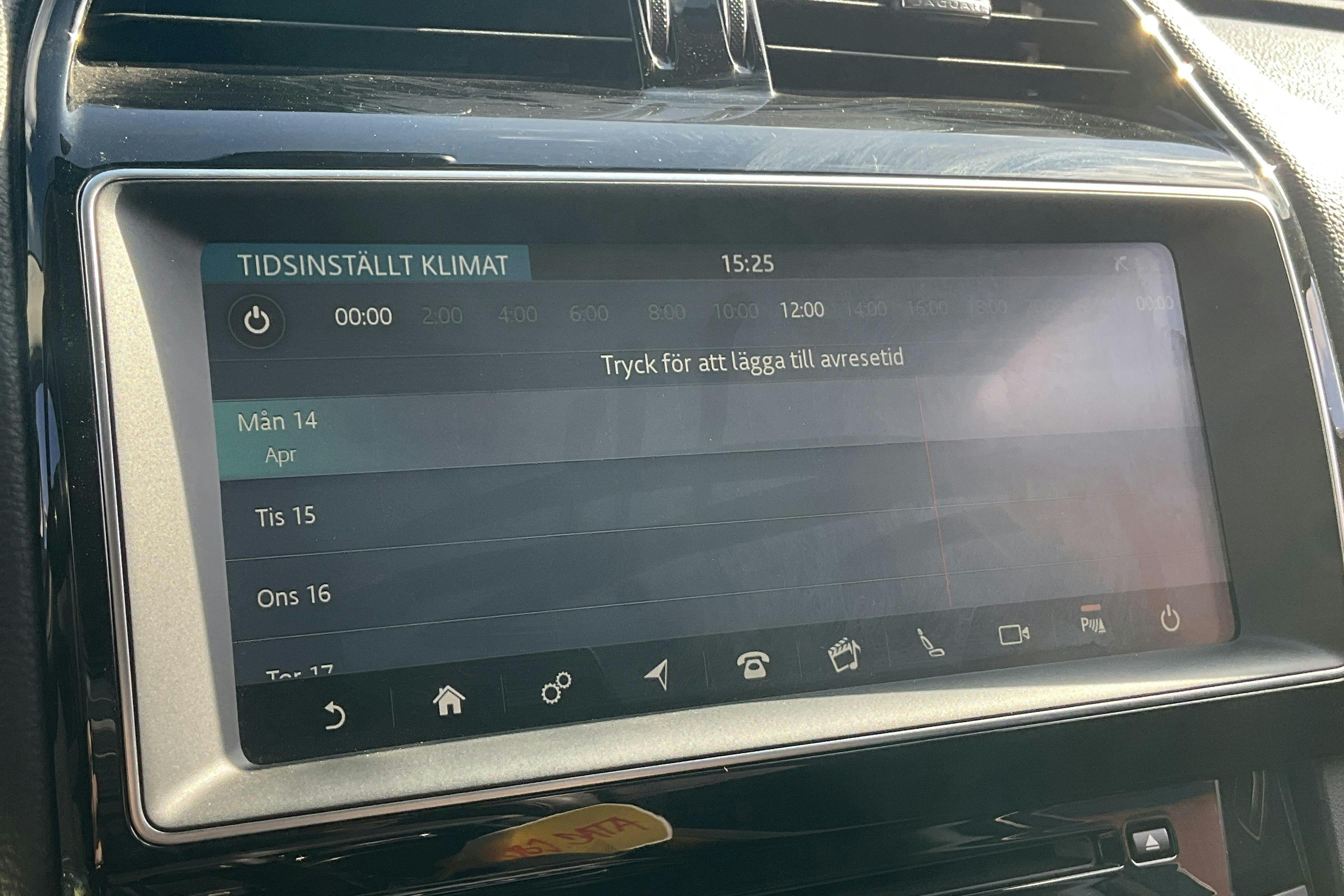 Jaguar F-Pace 25D 2.0 AWD (240hk) - 81 340 km - Automatic - black - 2018