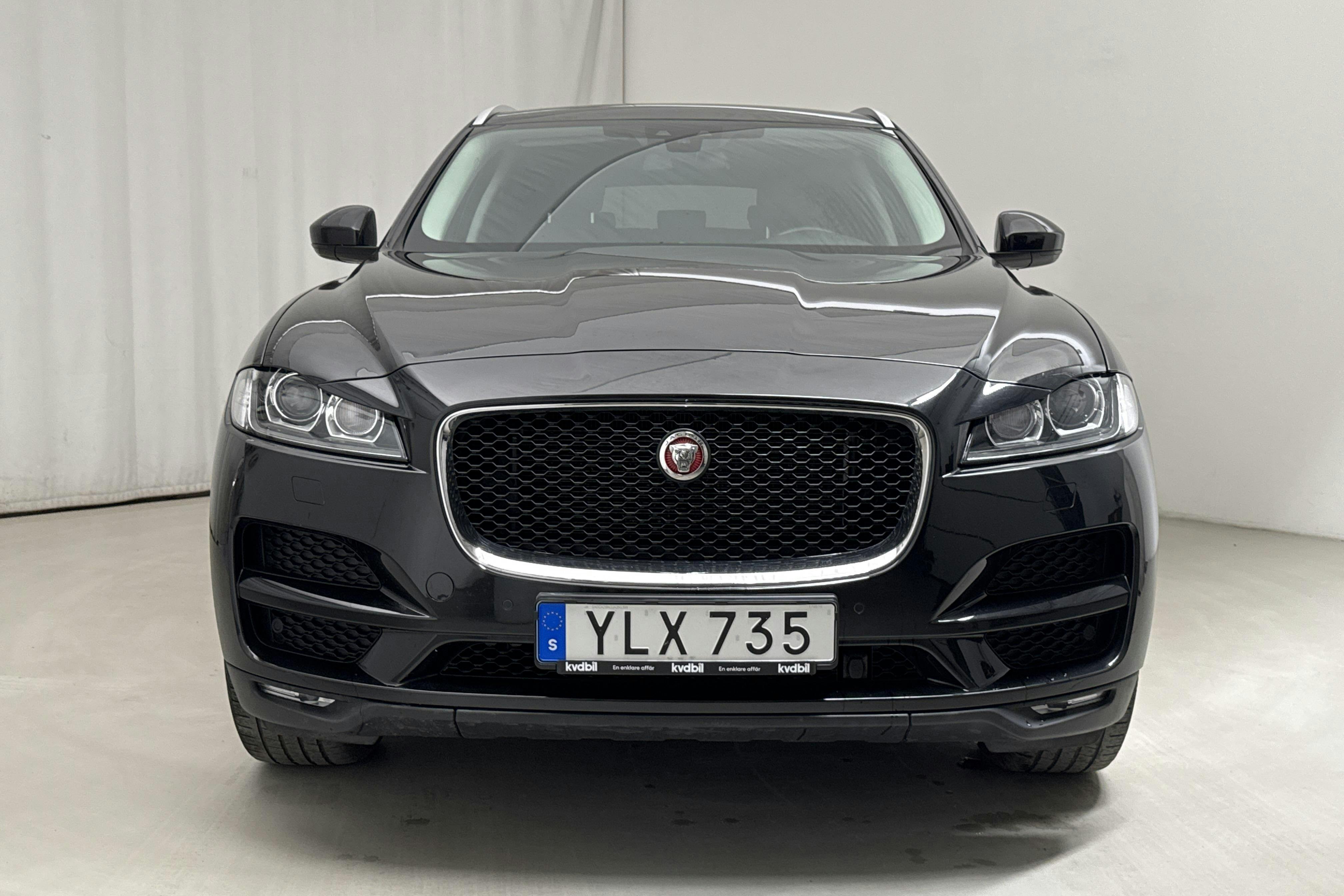 Jaguar F-Pace 25D 2.0 AWD (240hk) - 81 340 km - Automatic - black - 2018