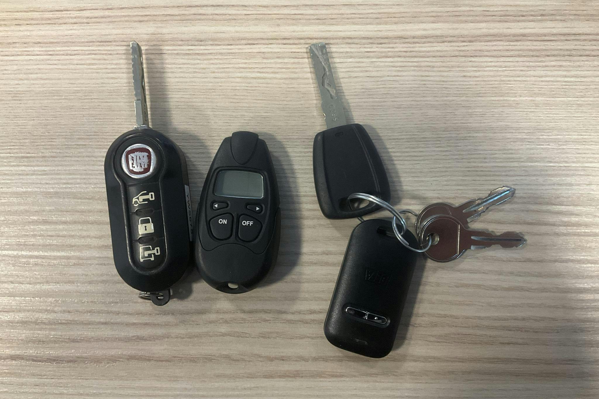 Fiat Doblo Cargo 1.4T CNG (120hk) - 67 230 km - Manual - gray - 2019