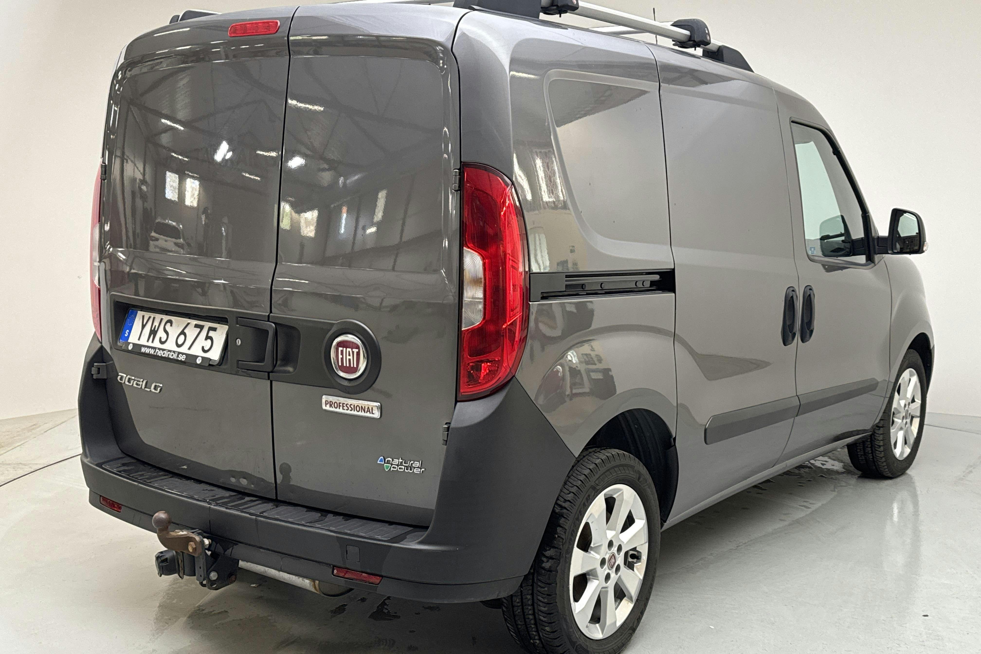 Fiat Doblo Cargo 1.4T CNG (120hk) - 67 230 km - Manual - gray - 2019