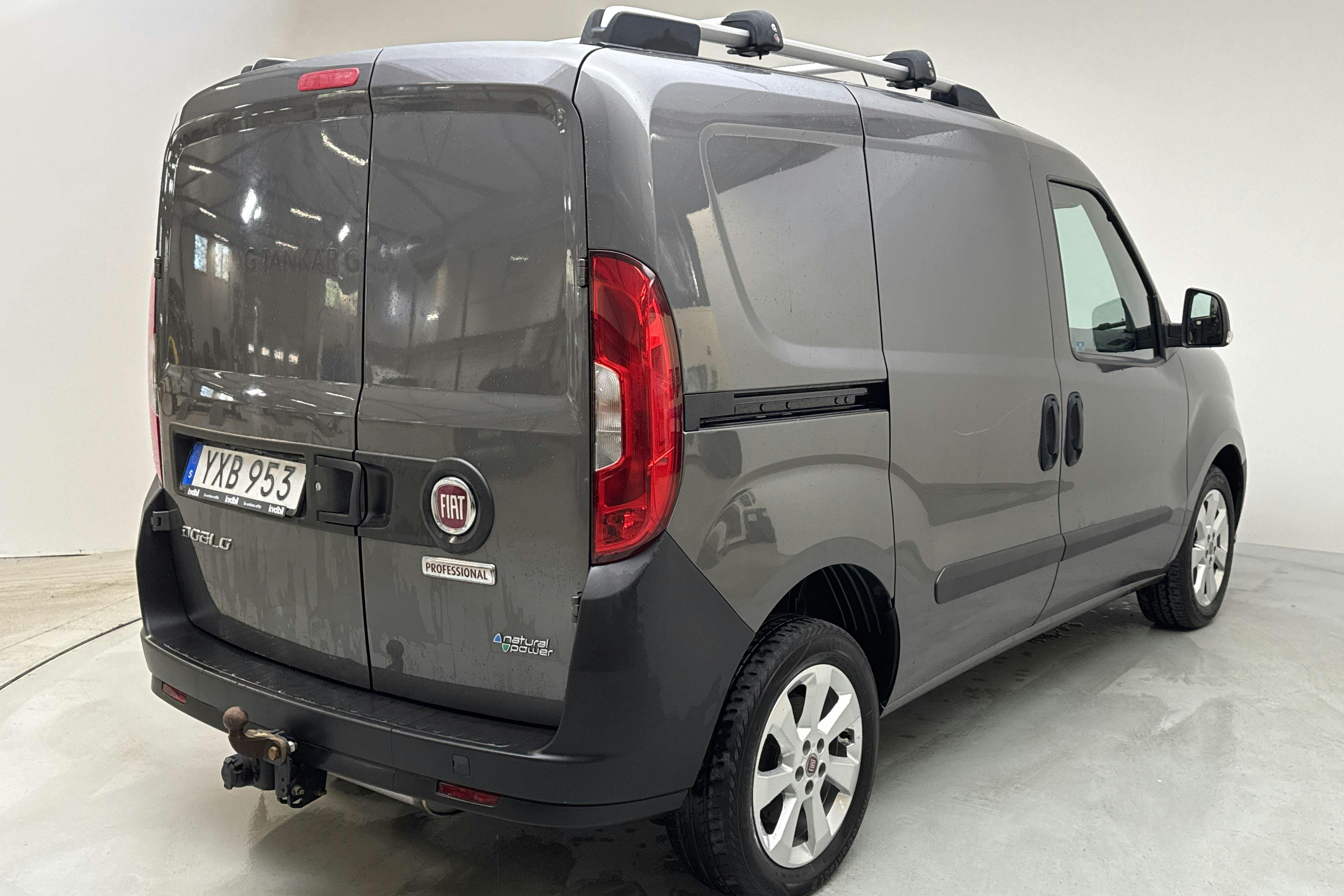 Fiat Doblo Cargo 1.4T CNG (120hk) - 9 502 mil - Manuell - grå - 2019