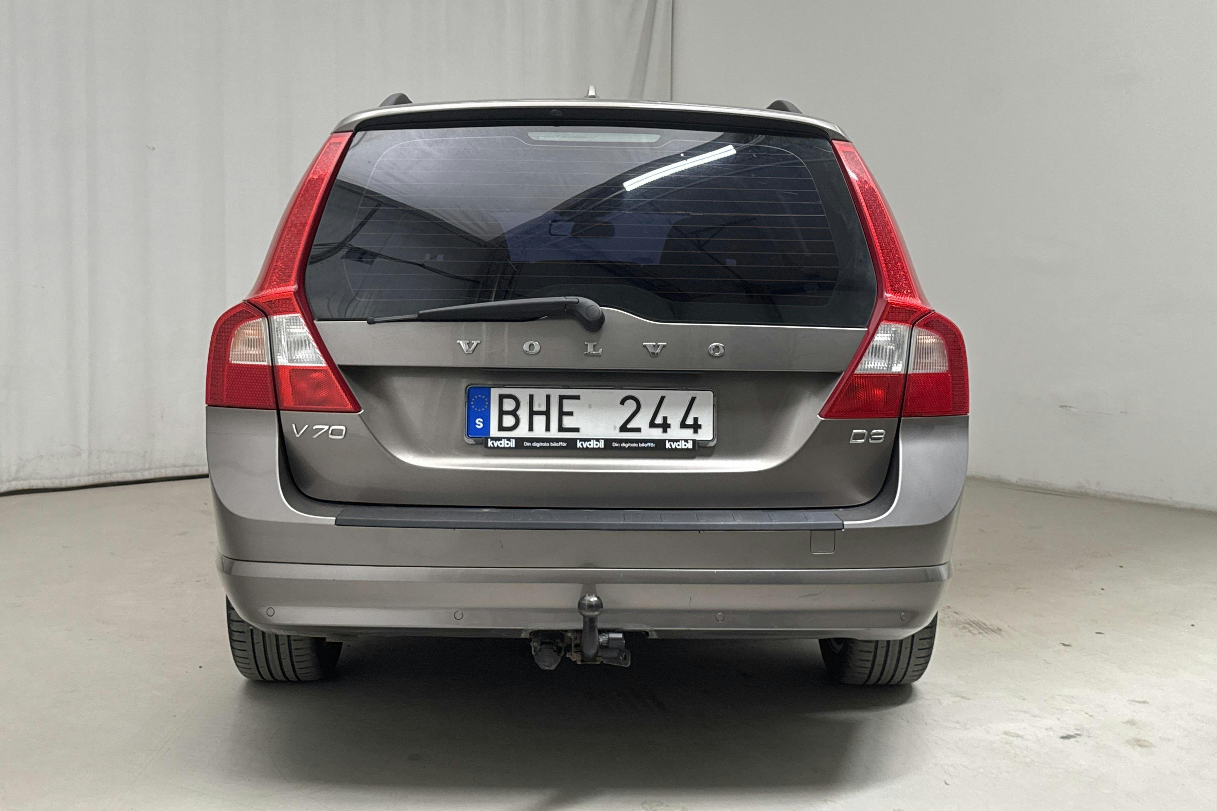 Volvo V70 II D3 (163hk) - 20 823 mil - Manuell - grå - 2011