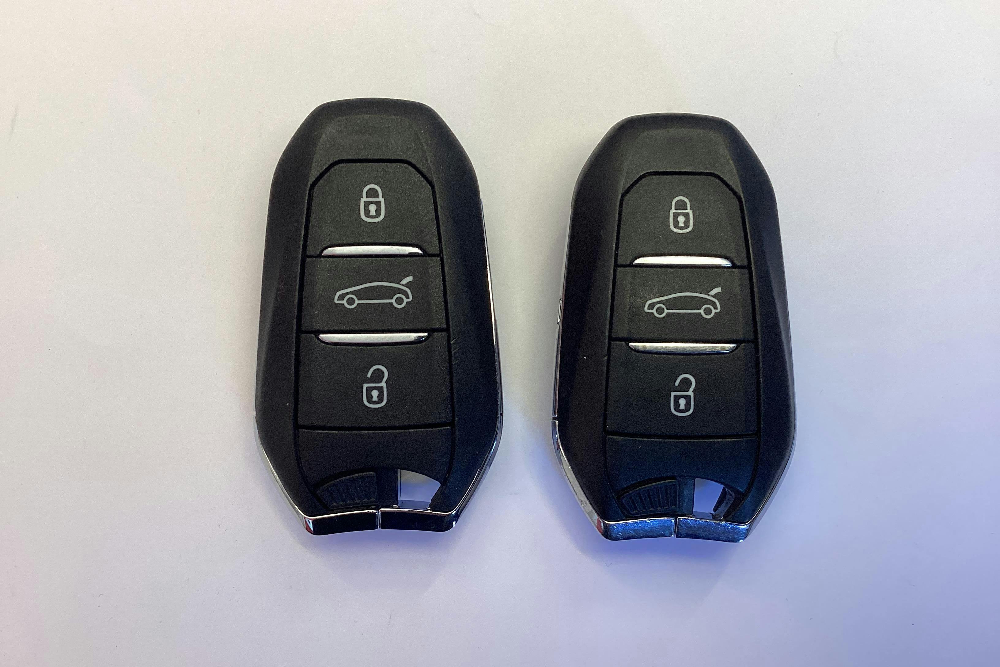 DS DS7 Crossback PureTech (180hk) - 7 239 mil - Automat - vit - 2022
