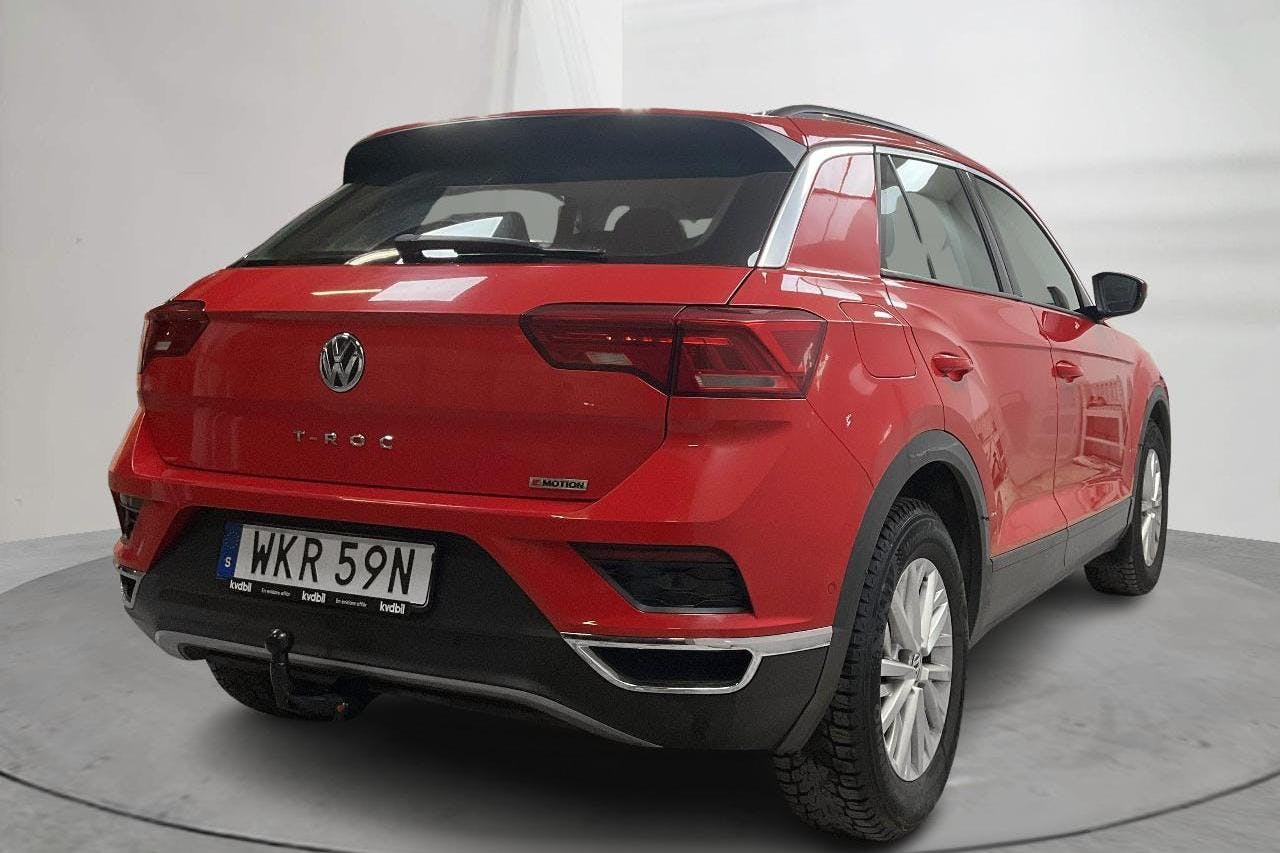 VW T-Roc 2.0 TDI 4MOTION (150hk) - 27 443 mil - Automat - röd - 2020