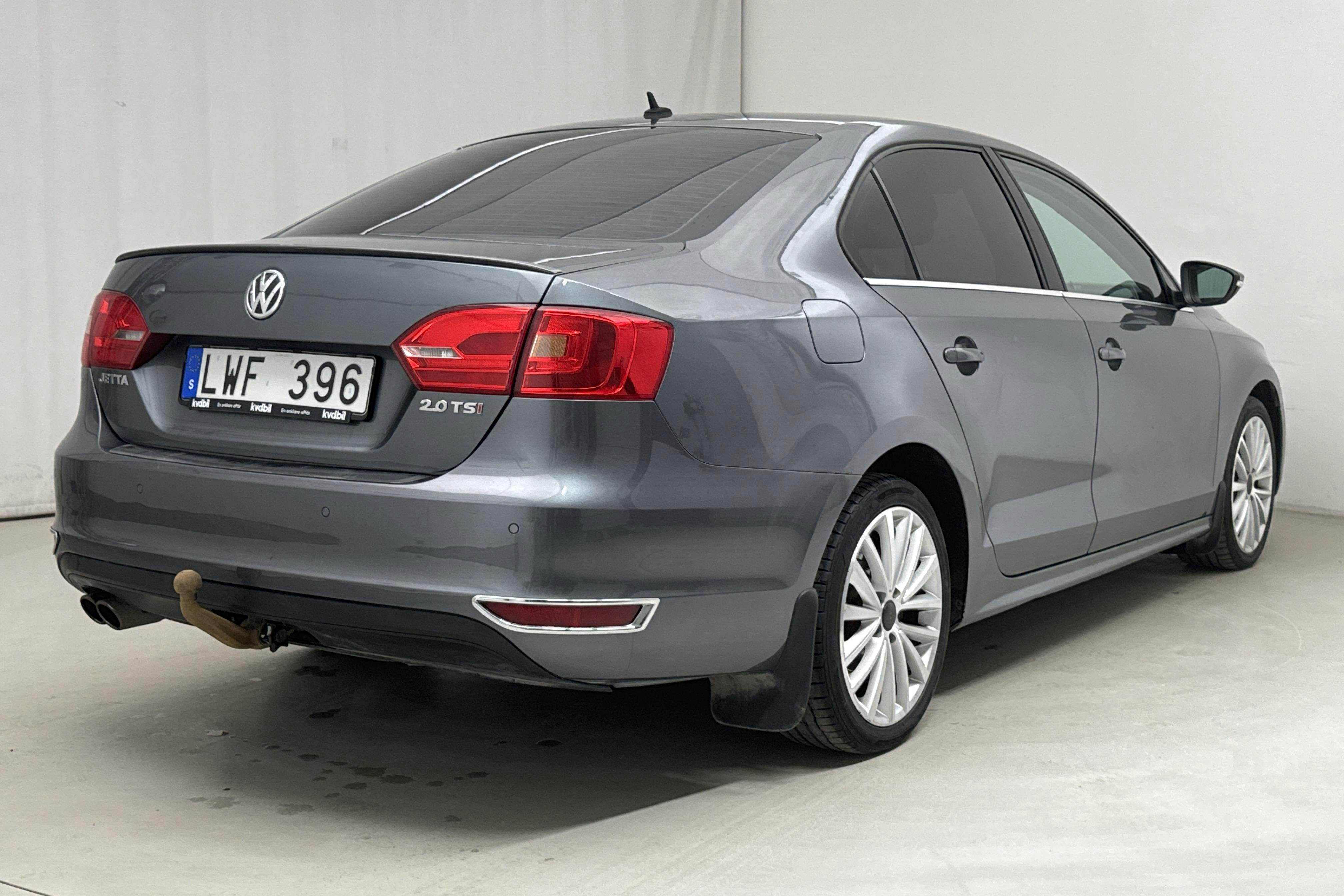 VW Jetta 2.0 TSI (200hk) - 148 350 km - Automatic - Dark Grey - 2011