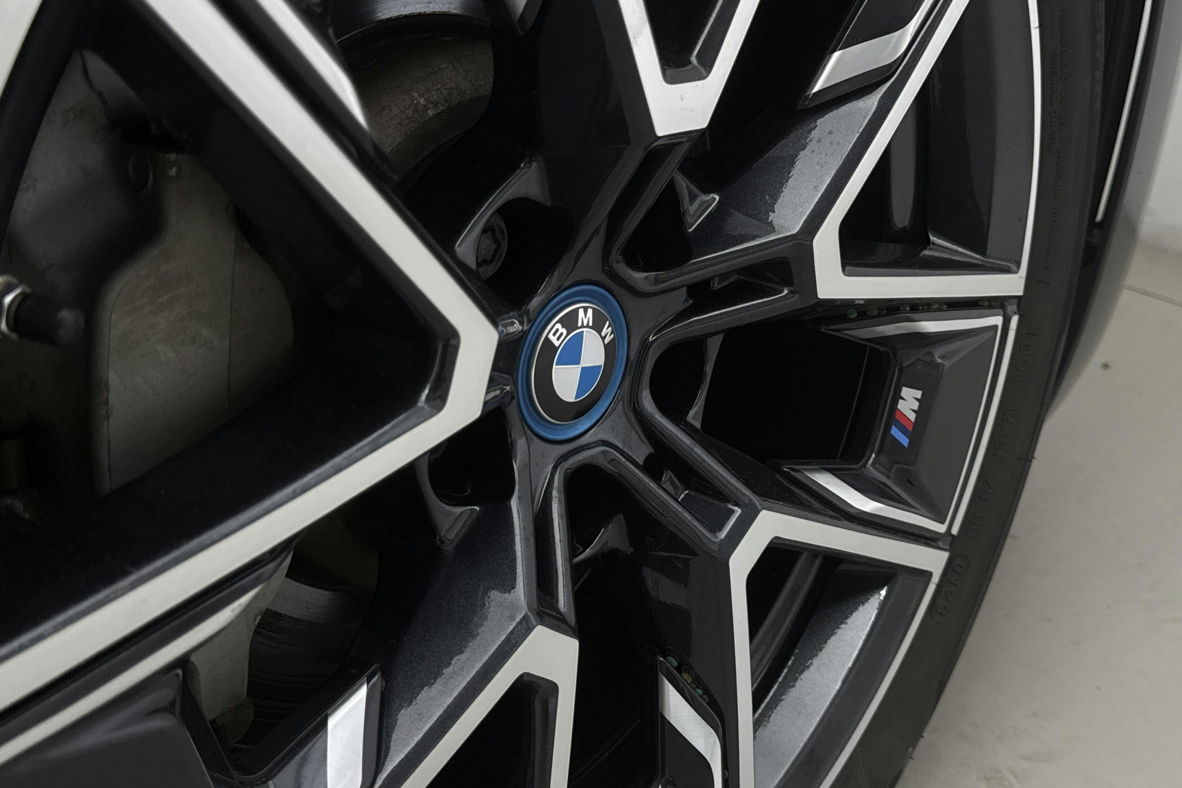 BMW i4 eDrive40, G26 (330hk) - 3 443 mil - Automat - grå - 2023