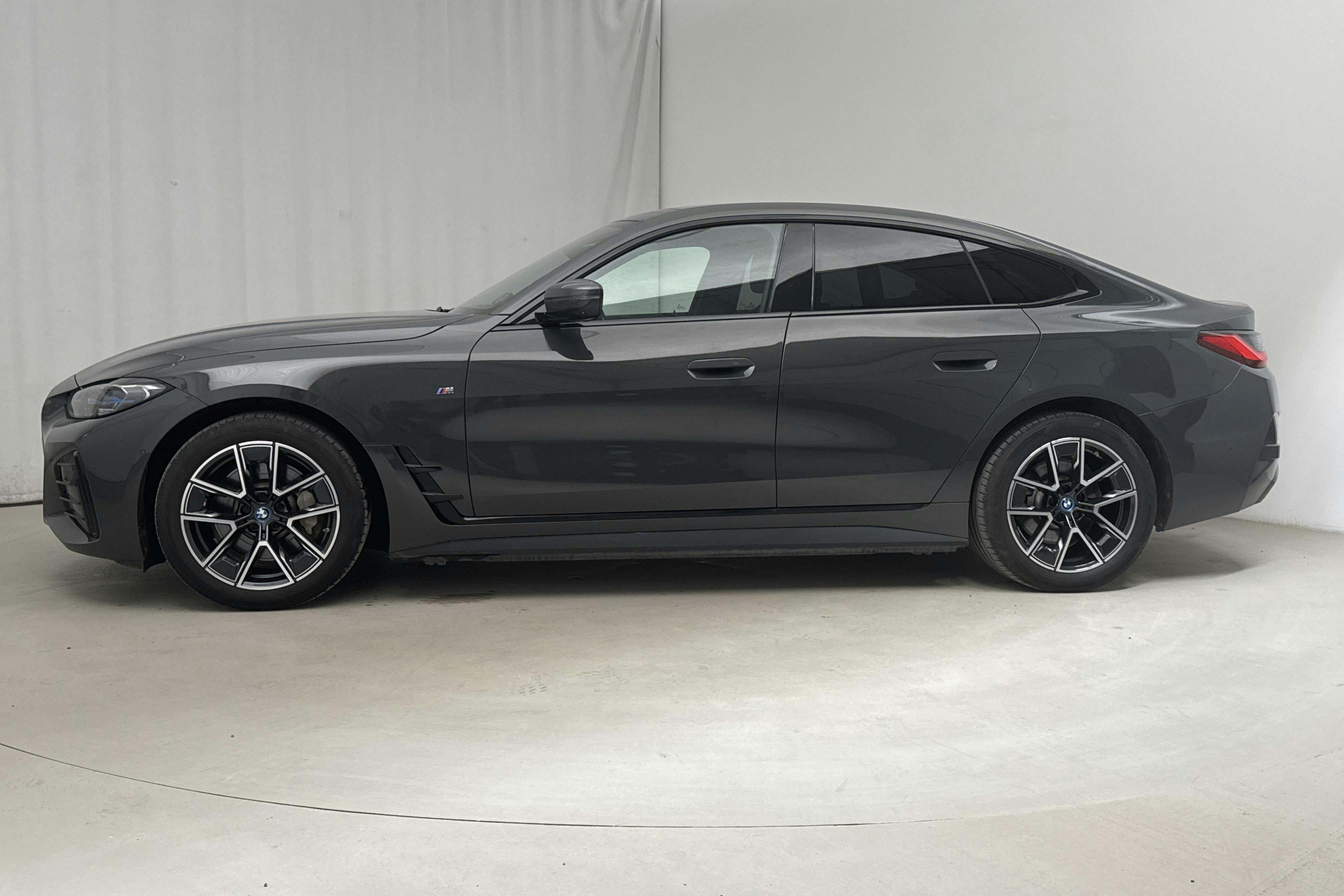 BMW i4 eDrive40, G26 (330hk) - 3 443 mil - Automat - grå - 2023