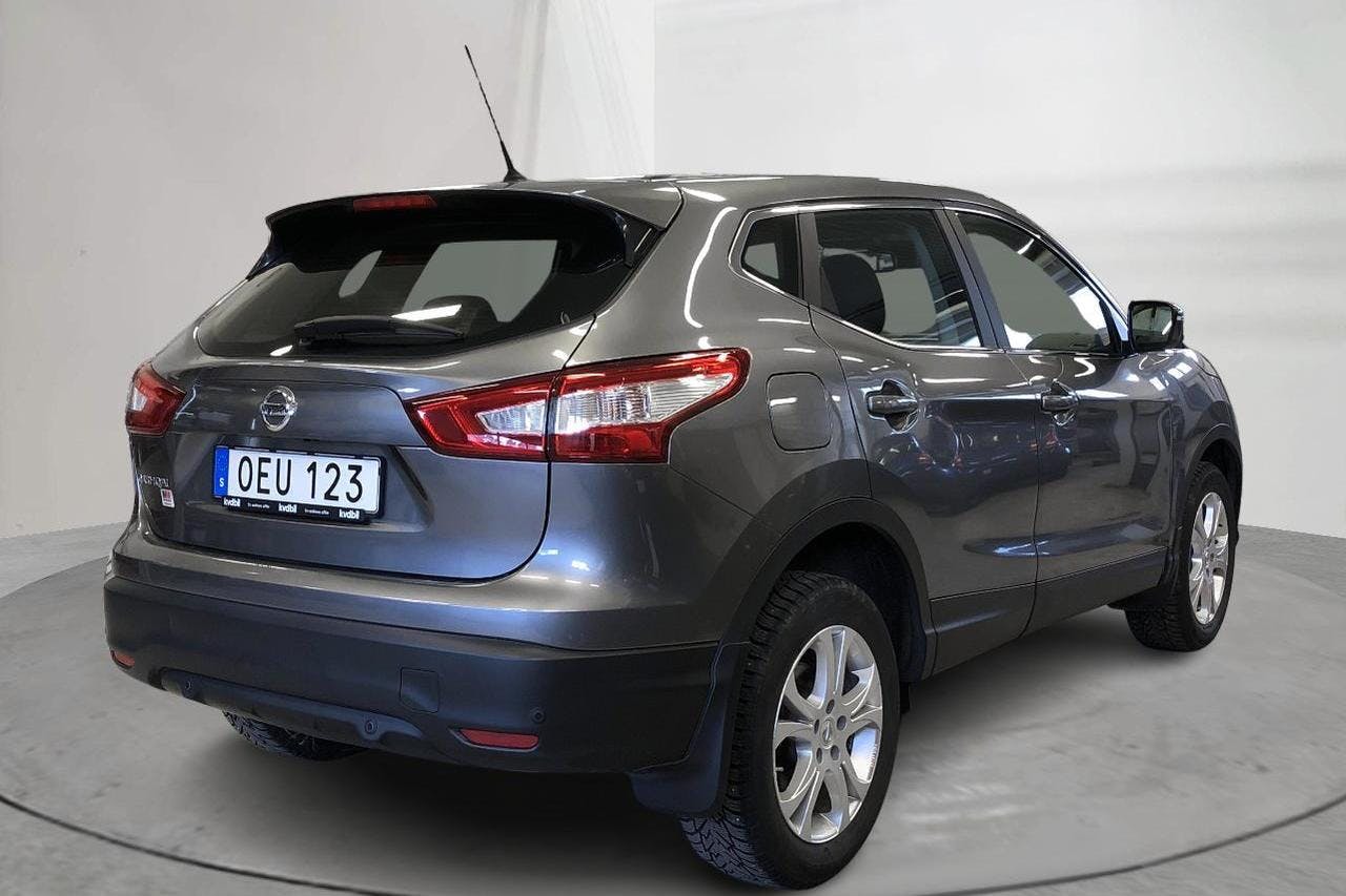 Nissan Qashqai 1.2 (115hk) - 5 992 mil - Automat - grå - 2017