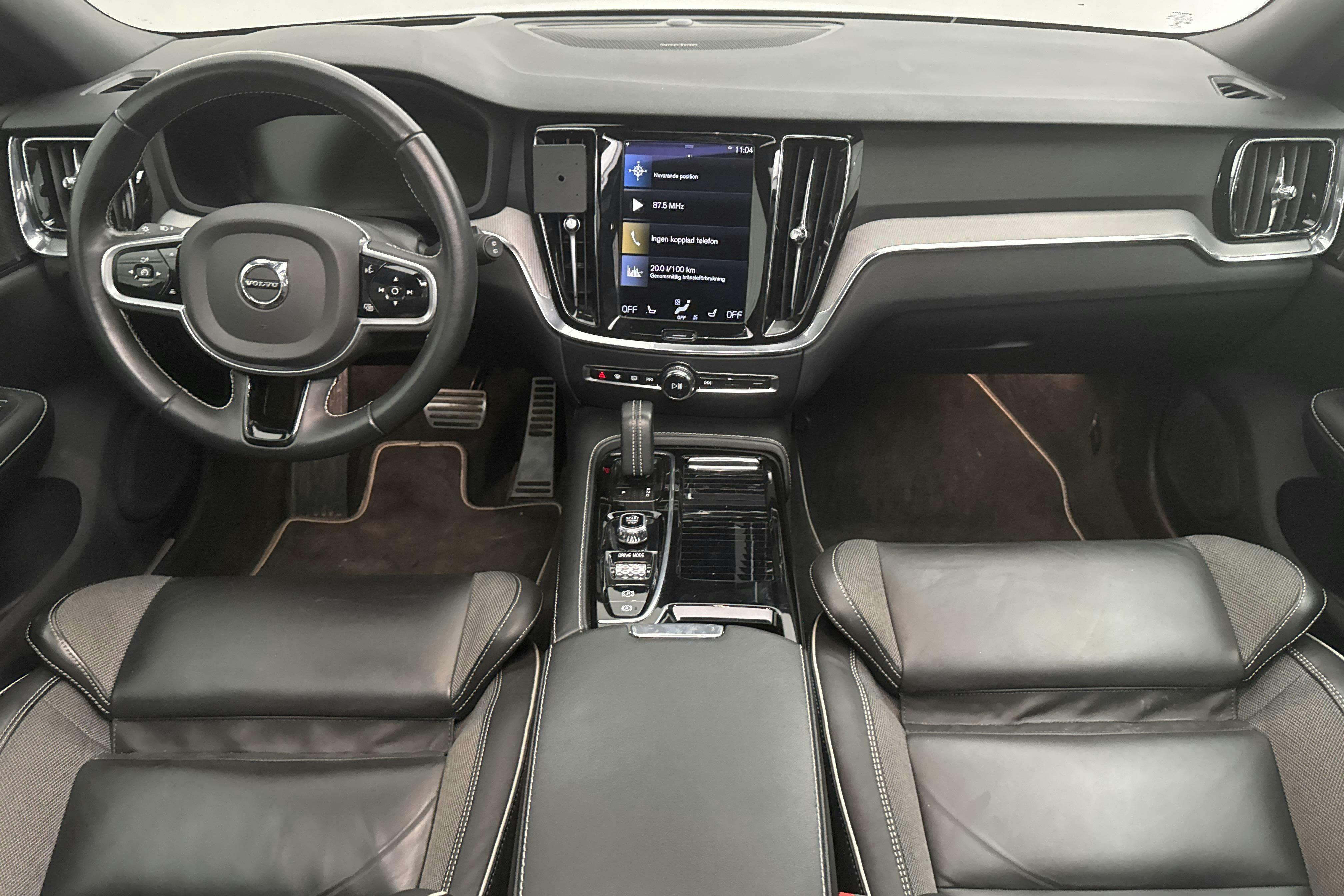 Volvo V60 T6 AWD Twin Engine (340hk) - 85 760 km - Automaatne - valge - 2021