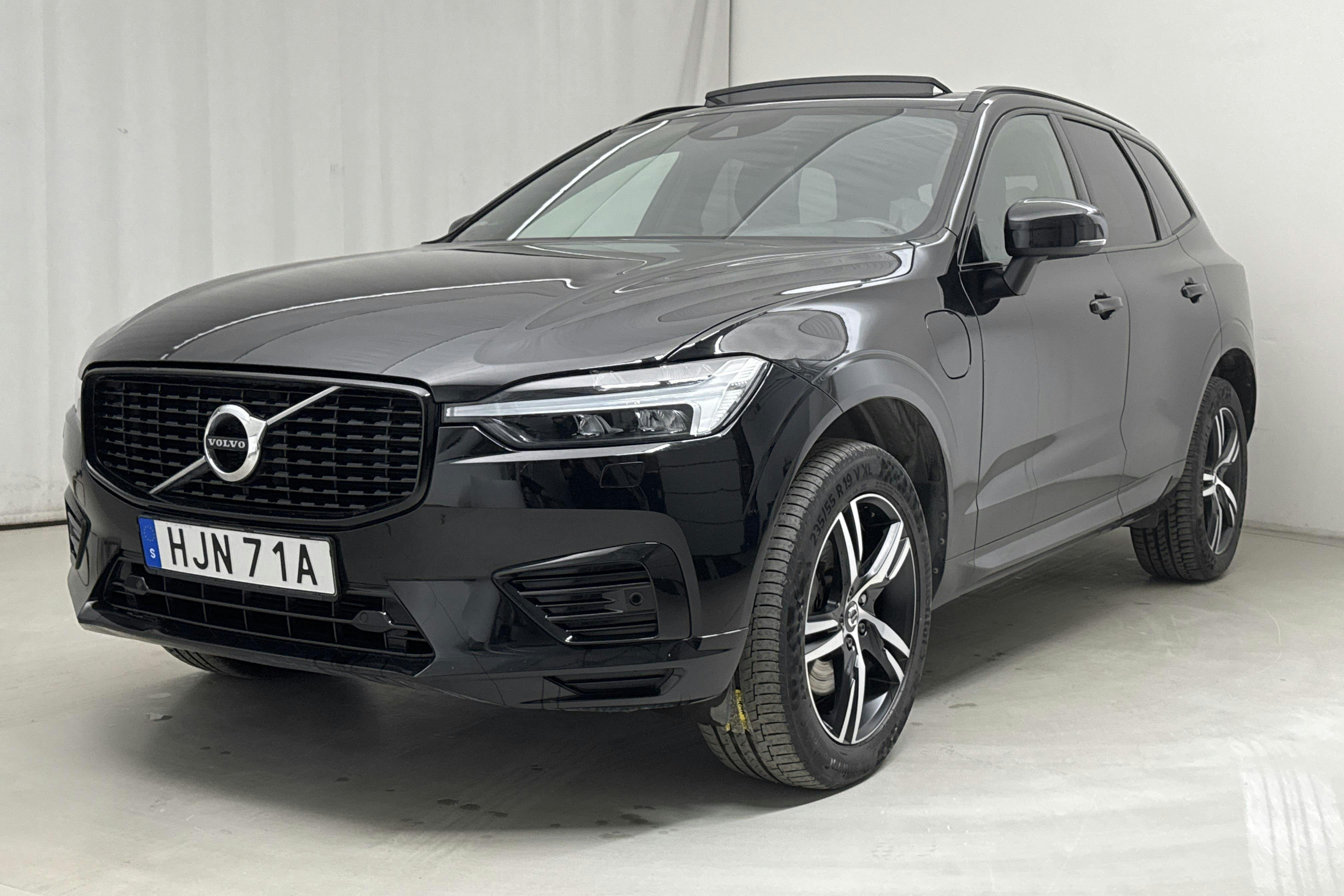 Volvo XC60 T6 AWD Recharge (340hk) - 78 970 km - Automatic - black - 2021