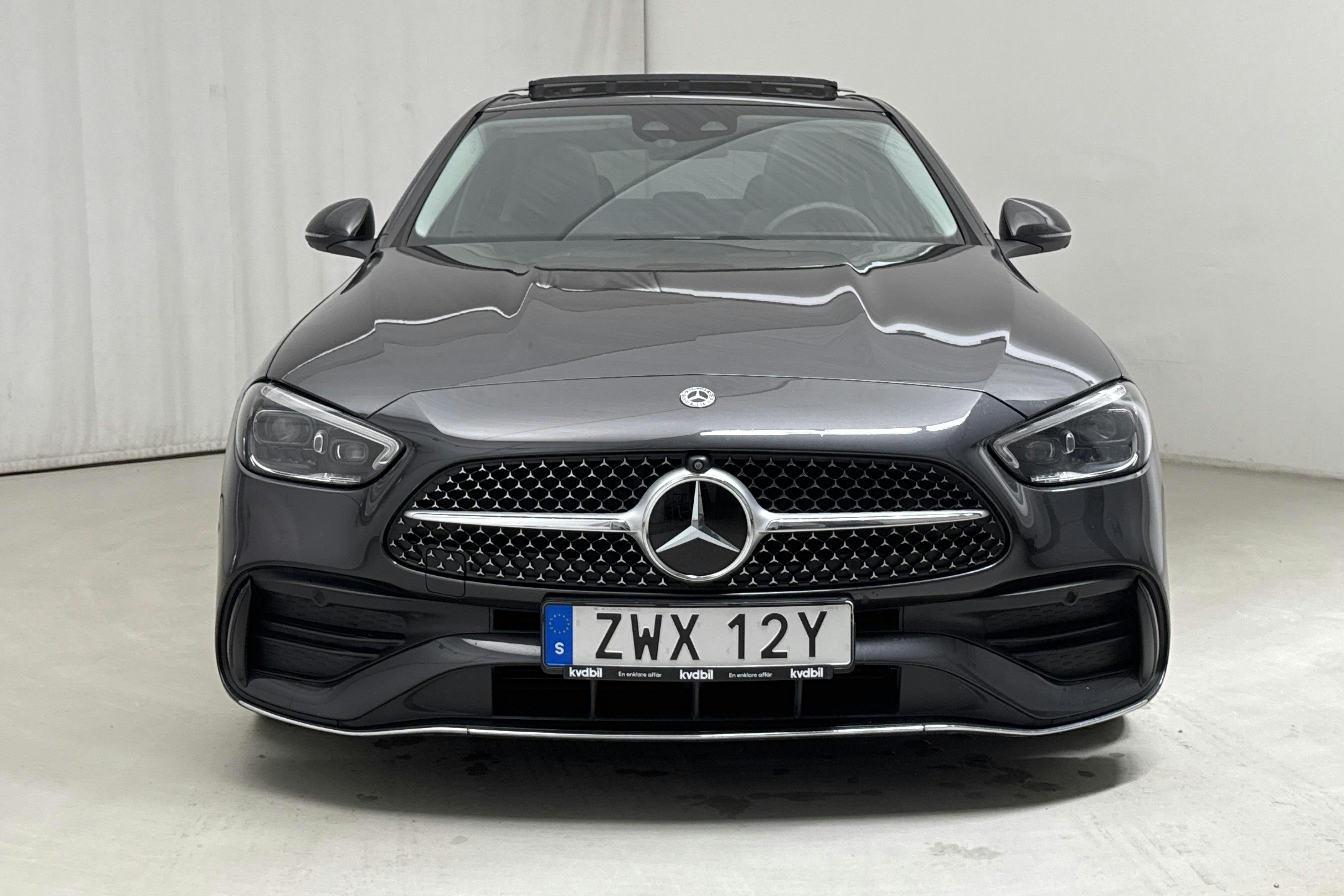 Mercedes C 300 Sedan W206 (258hk) - 51 210 km - Automatic - gray - 2021