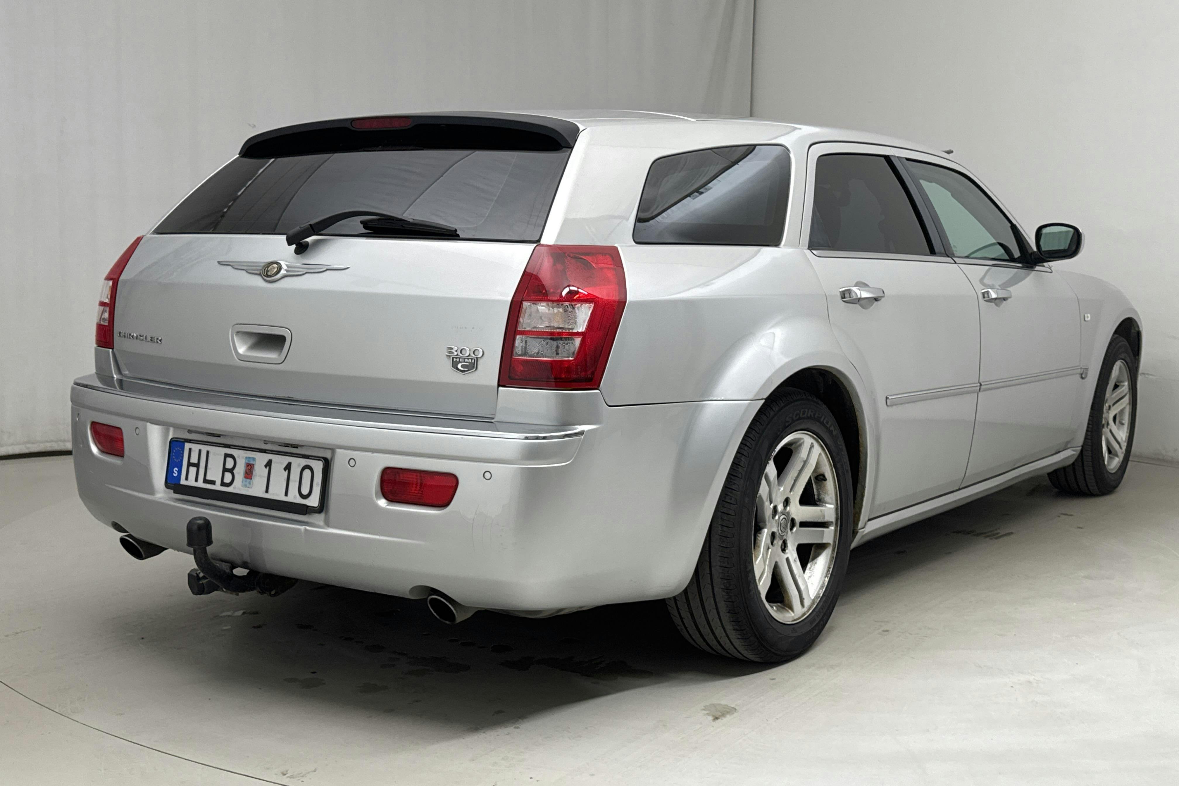 Chrysler 300C 5.7 Touring (340hk) - 22 206 mil - Automat - silver - 2007