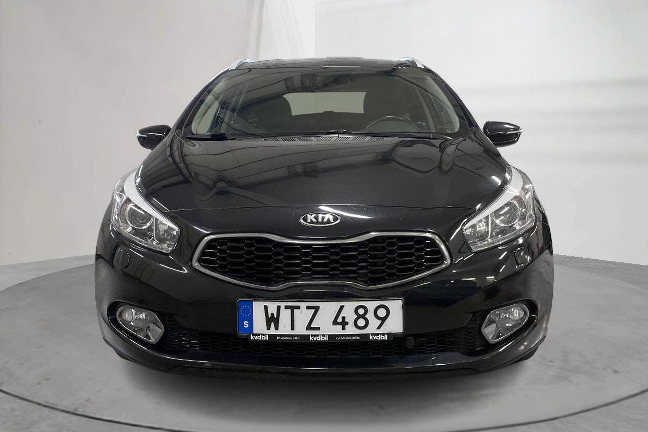 KIA Cee'd 1.6 CRDi SW (128hk) - 131 400 km - Automaattinen - musta - 2014
