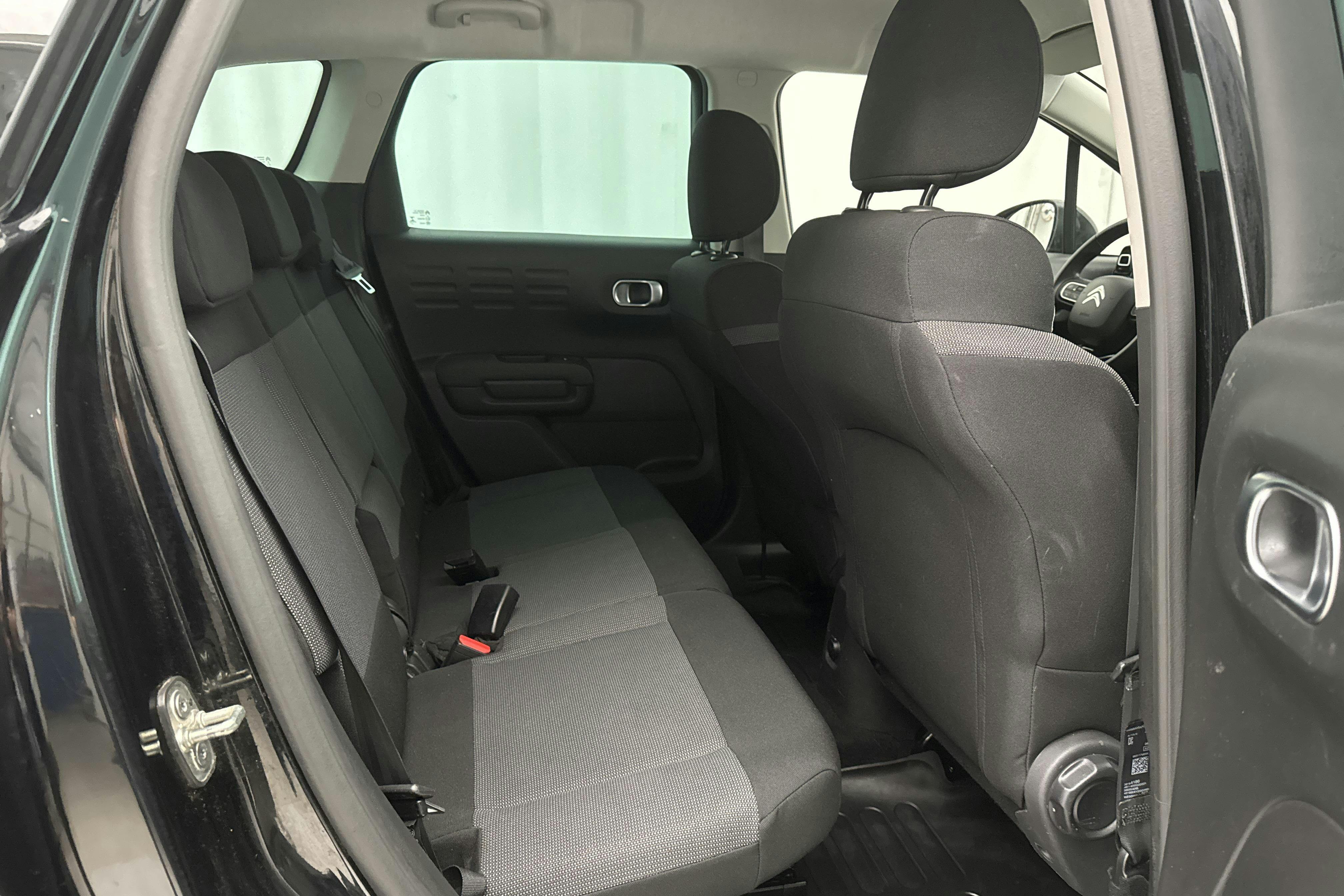 Citroën C3 Aircross PureTech (130hk) - 119 610 km - Automaatne - must - 2020