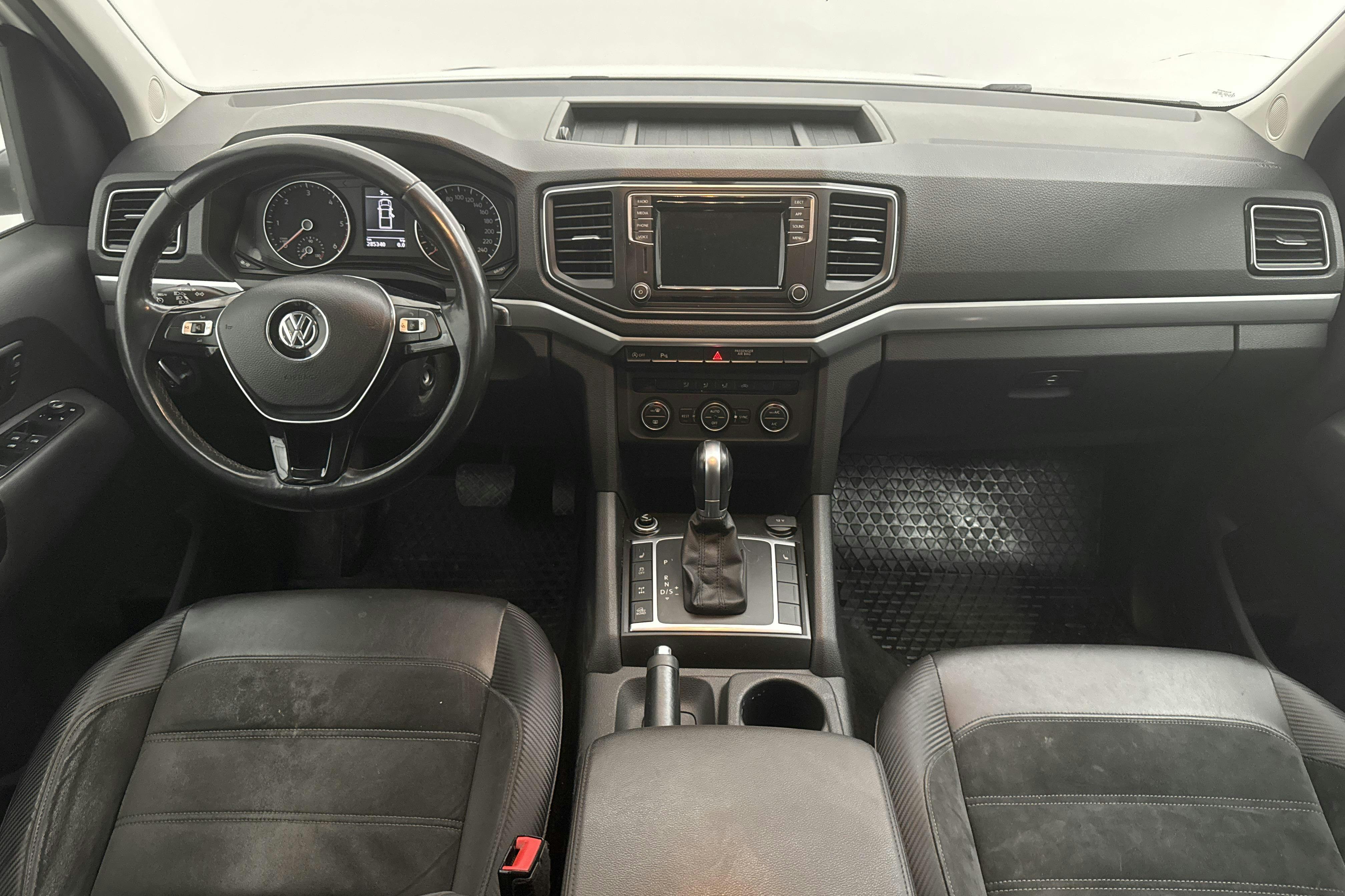VW Amarok 3.0 TDI 4motion (224hk) - 285 340 km - Automaatne - valge - 2018