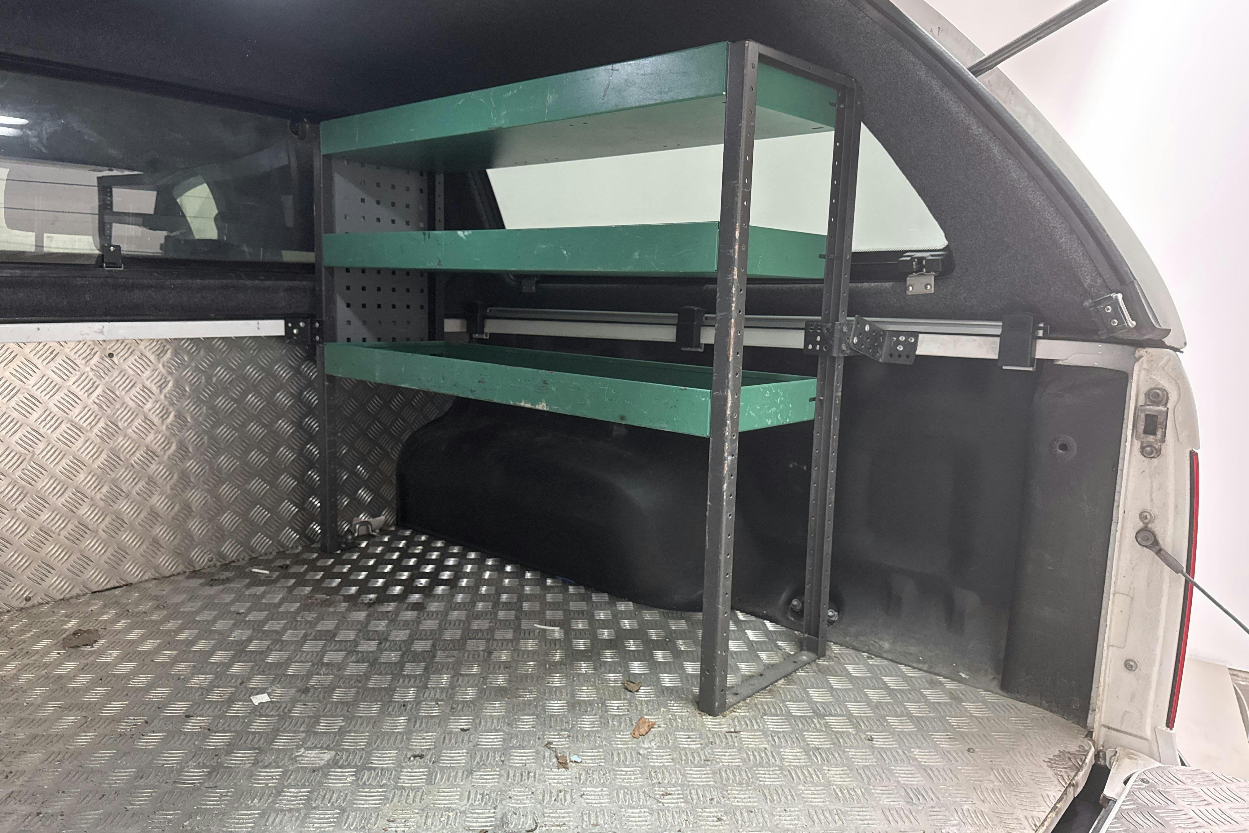VW Amarok 3.0 TDI 4motion (224hk) - 285 340 km - Automaatne - valge - 2018