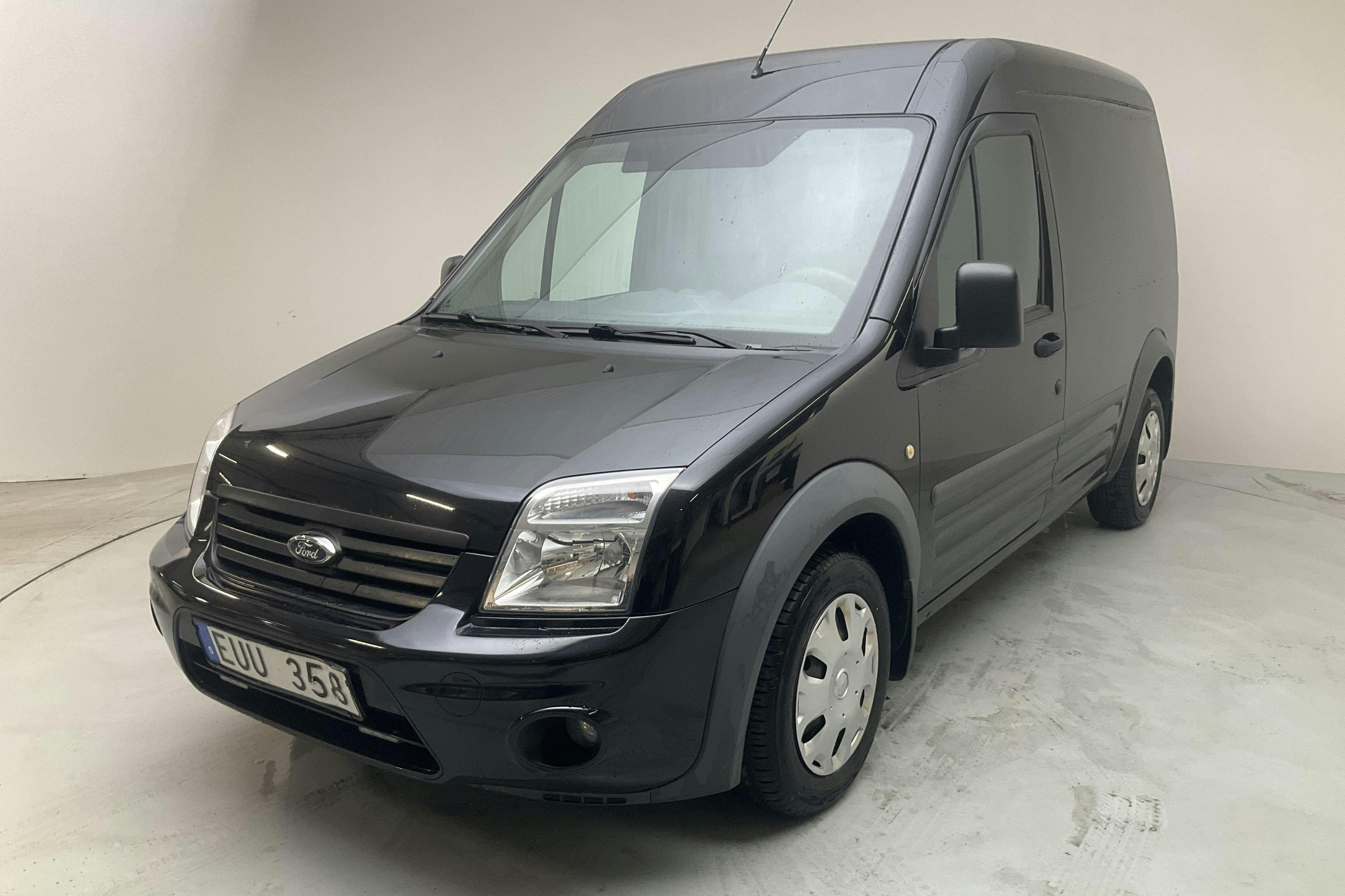 Ford Transit Connect 1.8 TDCi (110hk) - 121 680 km - Käsitsi - must - 2013