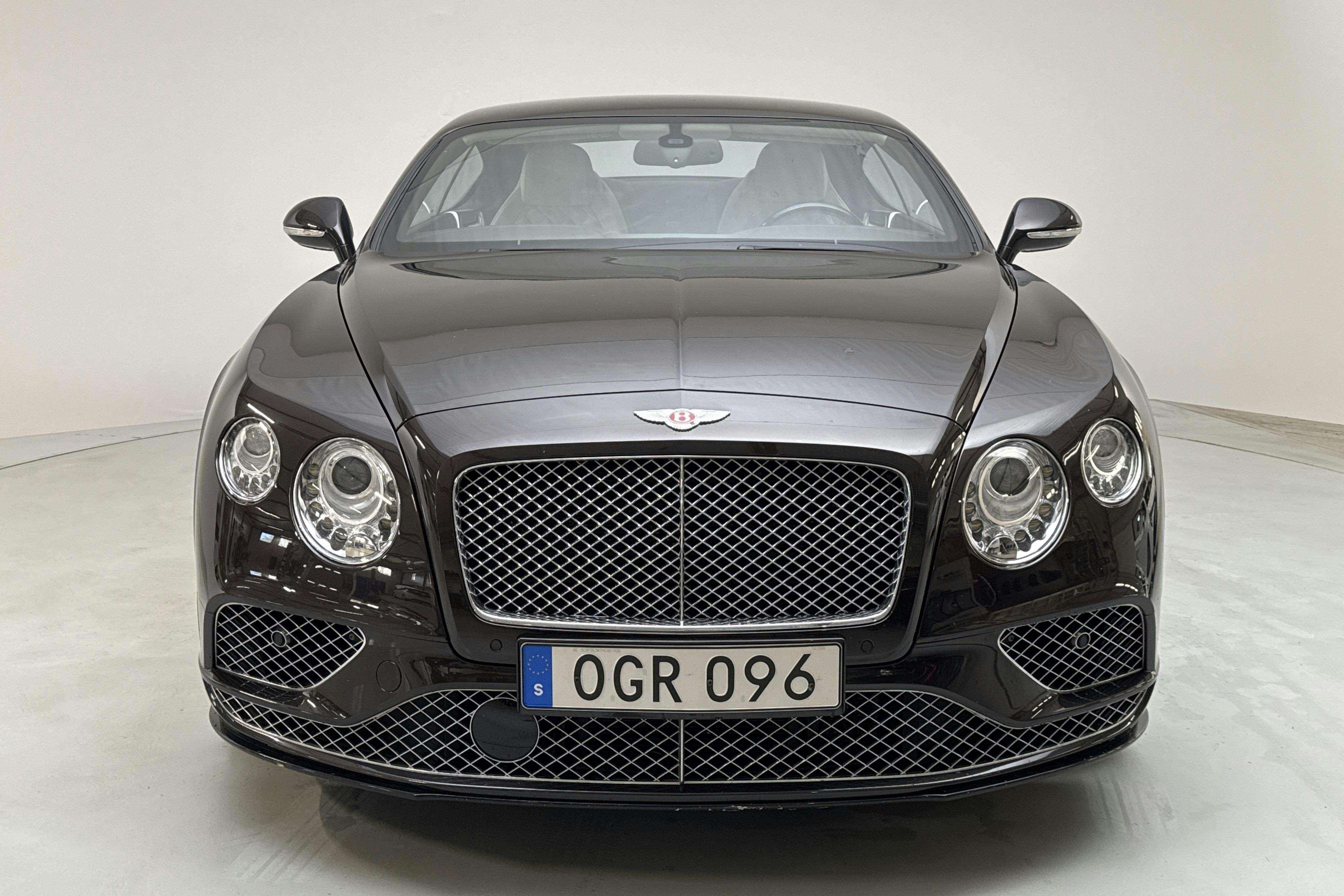 Bentley Continental GT S 4.0 V8 (528hk) - 4 612 mil - Automat - brun - 2017