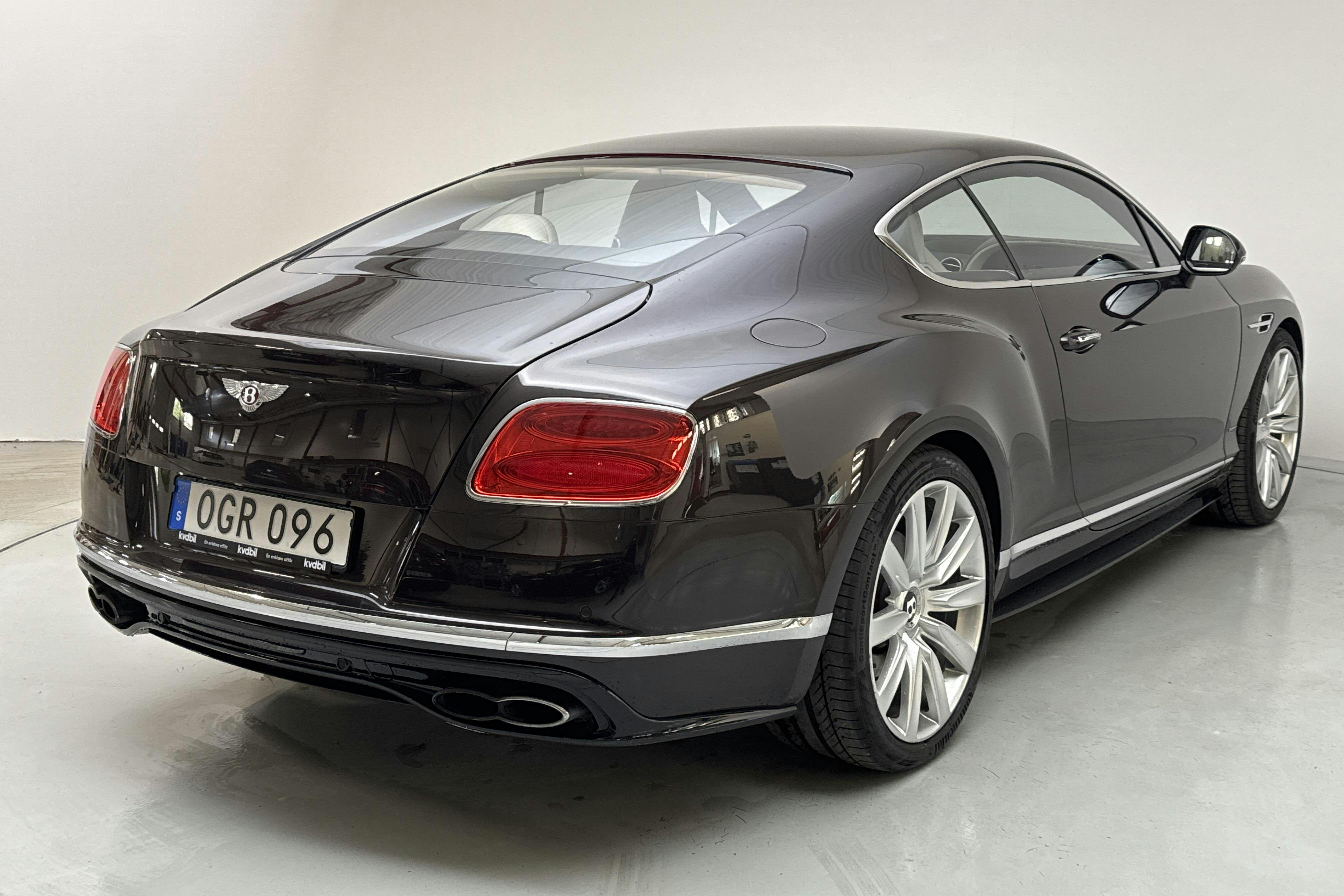 Bentley Continental GT S 4.0 V8 (528hk) - 4 612 mil - Automat - brun - 2017