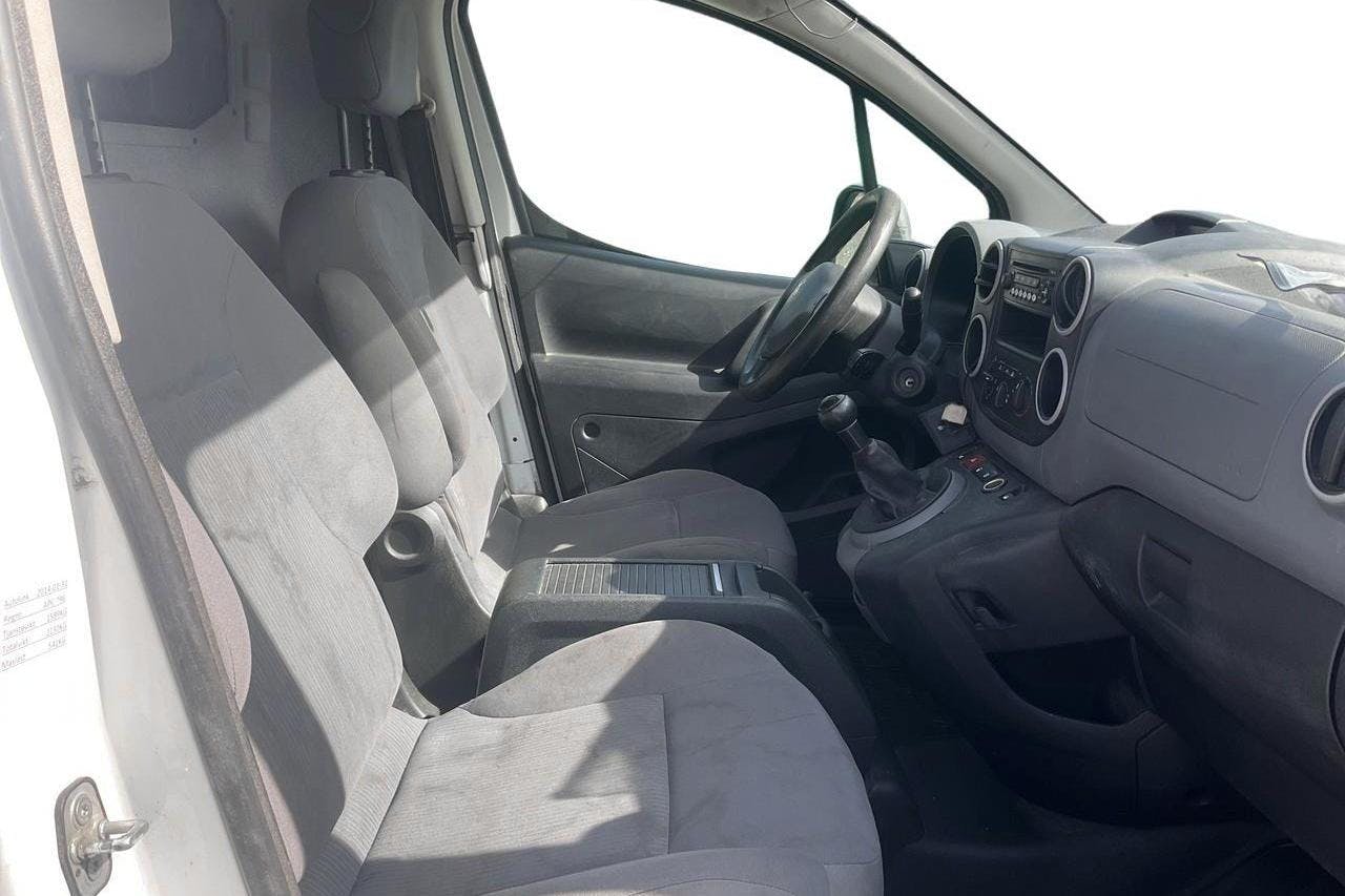 Peugeot Partner 1.6 e-HDI Skåp (90hk) - 130 860 km - Käsitsi - valge - 2014