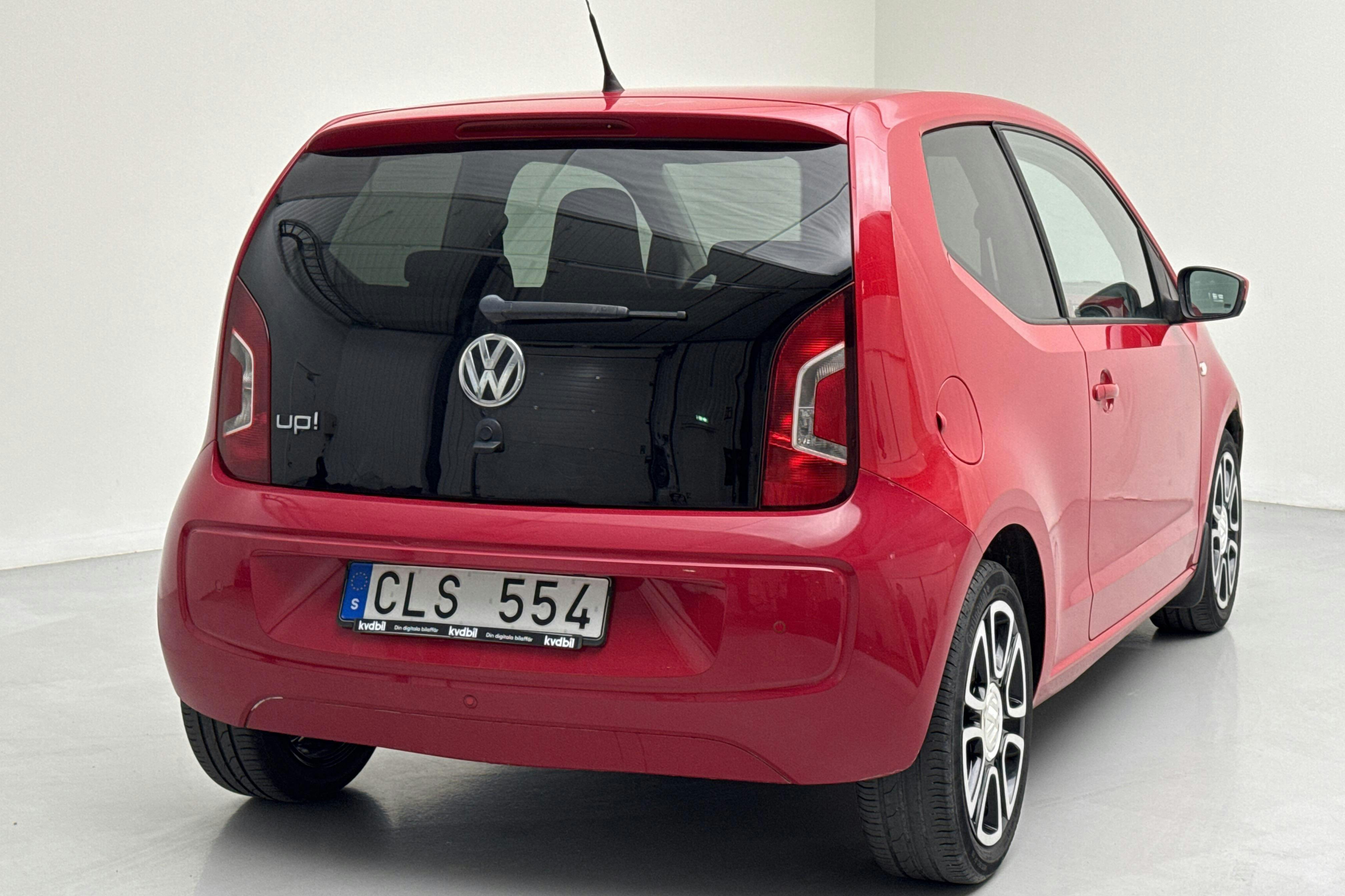 VW up! 1.0 3dr (75hk) - 113 120 km - Manuaalinen - punainen - 2012